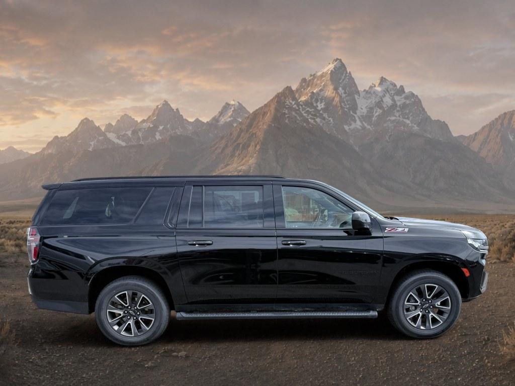 2022 Black /Jet Black Chevrolet Suburban Z71 (1GNSKDKDXNR) with an V8, 5.3L engine, 10-Speed Automatic transmission, located at 1175 N Woodruff Ave, Idaho Falls, ID, 83401, 43.506901, -111.999657 - <b>Vehicle Details</b><br>Take home capability, comfort, and confidence in this pre-owned 2022 Chevrolet Suburban 1500 Z71 4WD, now available in Idaho Falls, ID. Built for family travel, towing, and everyday driving, this full-size SUV pairs a strong V8 5.3L Gasoline engine with the Z71 off-road pac- Photo#4