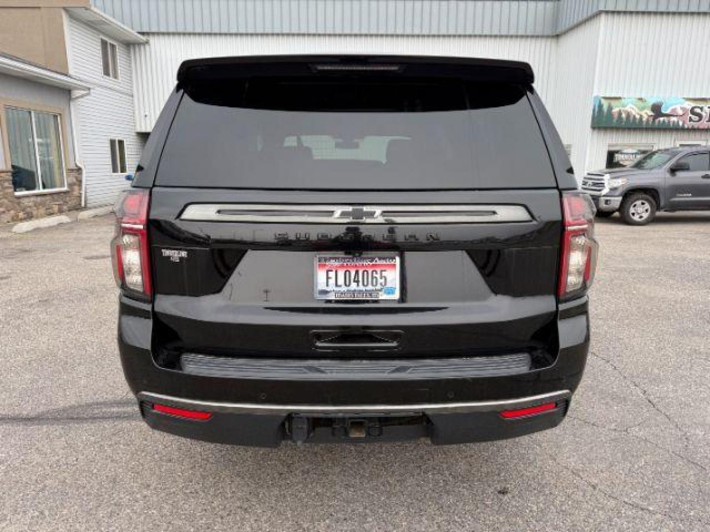 2022 Black /Jet Black Chevrolet Suburban (1GNSKDKDXNR) with an 53L V8 OHV 16V engine, Automatic transmission, located at 1175 N Woodruff Ave, Idaho Falls, ID, 83401, 43.506901, -111.999657 - This 2022 Chevrolet Suburban LT Z71, has the 5.3L V8 motor. It only has 35,683 miles. Comes with leather seats, both fronts seats are powered, heated seats, remote start, back up camera, lane assist, rear climate control, Bose stereo system, Running boards , and it has a towing package. **At Timberl - Photo#28