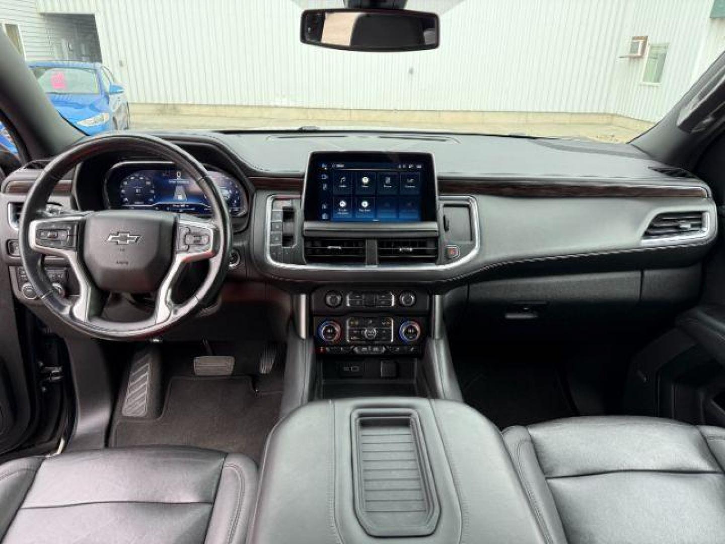 2022 Black /Jet Black Chevrolet Suburban (1GNSKDKDXNR) with an 53L V8 OHV 16V engine, Automatic transmission, located at 1175 N Woodruff Ave, Idaho Falls, ID, 83401, 43.506901, -111.999657 - This 2022 Chevrolet Suburban LT Z71, has the 5.3L V8 motor. It only has 35,683 miles. Comes with leather seats, both fronts seats are powered, heated seats, remote start, back up camera, lane assist, rear climate control, Bose stereo system, Running boards , and it has a towing package. **At Timberl - Photo#47