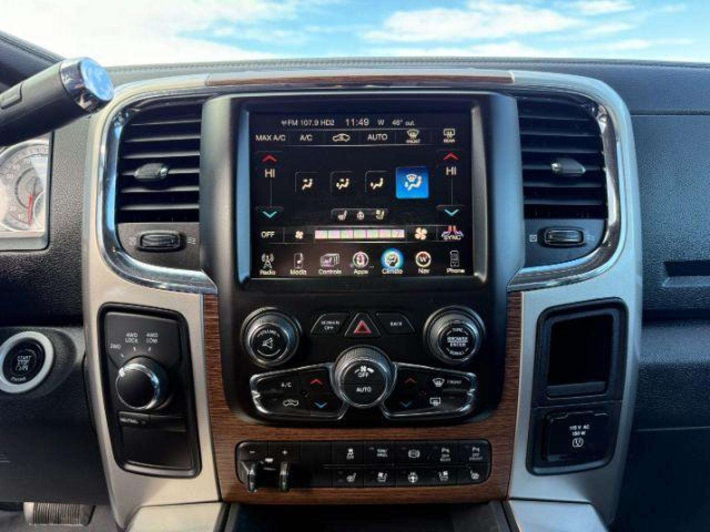 2016 BLACK /Black, leather Ram 2500 (3C6UR5FL1GG) with an 67L L6 OHV 24V TURBO DIESEL engine, Automatic transmission, located at 1175 N Woodruff Ave, Idaho Falls, ID, 83401, 43.506901, -111.999657 - At Timberline Auto, finding a great deal on your next vehicle is always easy! Our experienced sales staff's goal is to help find you the right vehicle at the right price! Our knowledgeable finance department has options for almost any credit score. We offer extended service contract options to prote - Photo#38