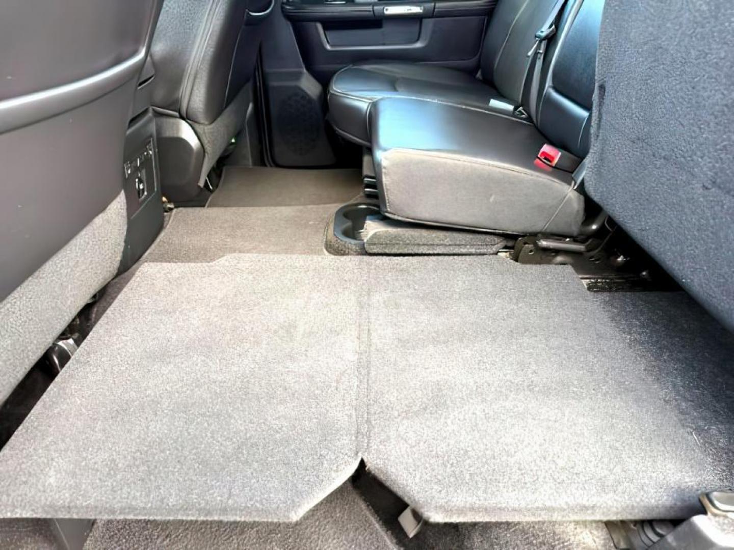 2016 BLACK /Black, leather Ram 2500 (3C6UR5FL1GG) with an 67L L6 OHV 24V TURBO DIESEL engine, Automatic transmission, located at 1175 N Woodruff Ave, Idaho Falls, ID, 83401, 43.506901, -111.999657 - At Timberline Auto, finding a great deal on your next vehicle is always easy! Our experienced sales staff's goal is to help find you the right vehicle at the right price! Our knowledgeable finance department has options for almost any credit score. We offer extended service contract options to prote - Photo#22