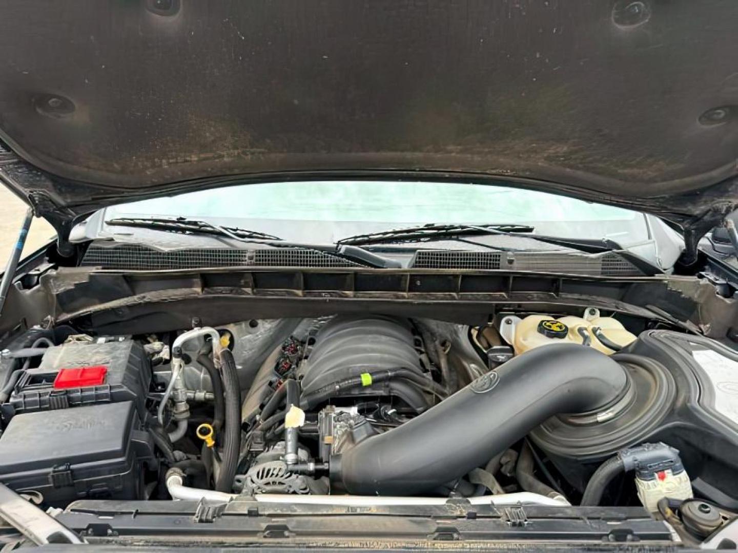 2020 Onyx Black /Jet Black w/Kalahari Accents, leather GMC Sierra 1500 (1GTP9EEL2LZ) with an 62L V8 OHV 16V engine, Automatic transmission, located at 1175 N Woodruff Ave, Idaho Falls, ID, 83401, 43.506901, -111.999657 - At Timberline Auto, finding a great deal on your next vehicle is always easy! Our experienced sales staff's goal is to help find you the right vehicle at the right price! Our knowledgeable finance department has options for almost any credit score. We offer extended service contract options to prote - Photo#25