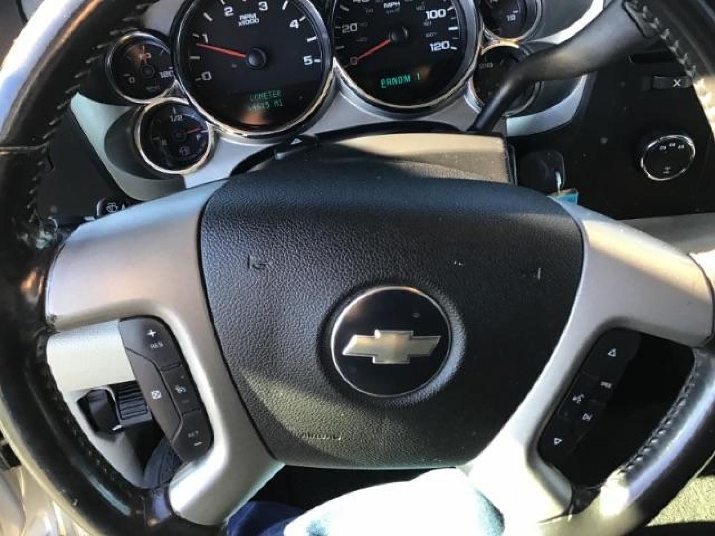 2007 SILVER /CLOTH Chevrolet Silverado 3500HD LT (1GCHK39657E) with an 6.6 engine, AUTOMATIC transmission, located at 1235 N Woodruff Ave., Idaho Falls, 83401, (208) 523-1053, 43.507172, -112.000488 - This 2007 Chevrolet 3500HD 4x4 LT, with the 6.6L diesel motor, cloth interior, cruise control, power locks, power windows, and AM/FM CD player. At Timberline Auto it is always easy to find a great deal on your next vehicle! Our experienced sales staff can help find the right vehicle that will fit - Photo#12