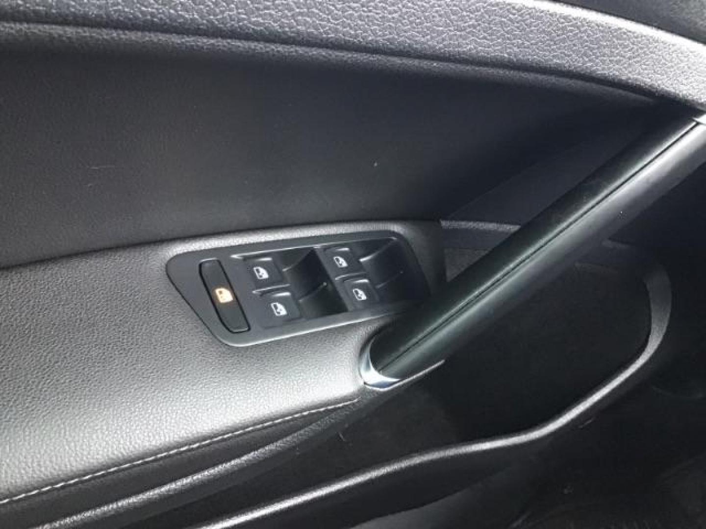 2019 Deep Black Pearl /Titan Black, leatherette Volkswagen Golf SE 6M (3VWW57AU6KM) with an 1.8L L4 engine, 6-Speed Manual transmission, located at 1235 N Woodruff Ave., Idaho Falls, 83401, (208) 523-1053, 43.507172, -112.000488 - This 2019 Volkswagen Golf SE, has 55,000 miles. It comes with a manual transmission. I has leather interior, heated seats, back up camera, blue tooth audio, and cruise control. At Timberline Auto it is always easy to find a great deal on your next vehicle! Our experienced sales staff can help find t - Photo#18
