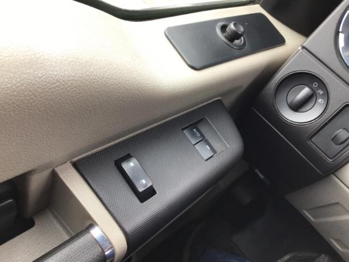 2008 Black /Medium Stone Cloth Interior Ford F-250 SD XLT 4WD (1FTSF21RX8E) with an 6.4L V8 OHV 32V TURBO DIESEL engine, 5-Speed Automatic transmission, located at 1235 N Woodruff Ave., Idaho Falls, 83401, (208) 523-1053, 43.507172, -112.000488 - Photo#15