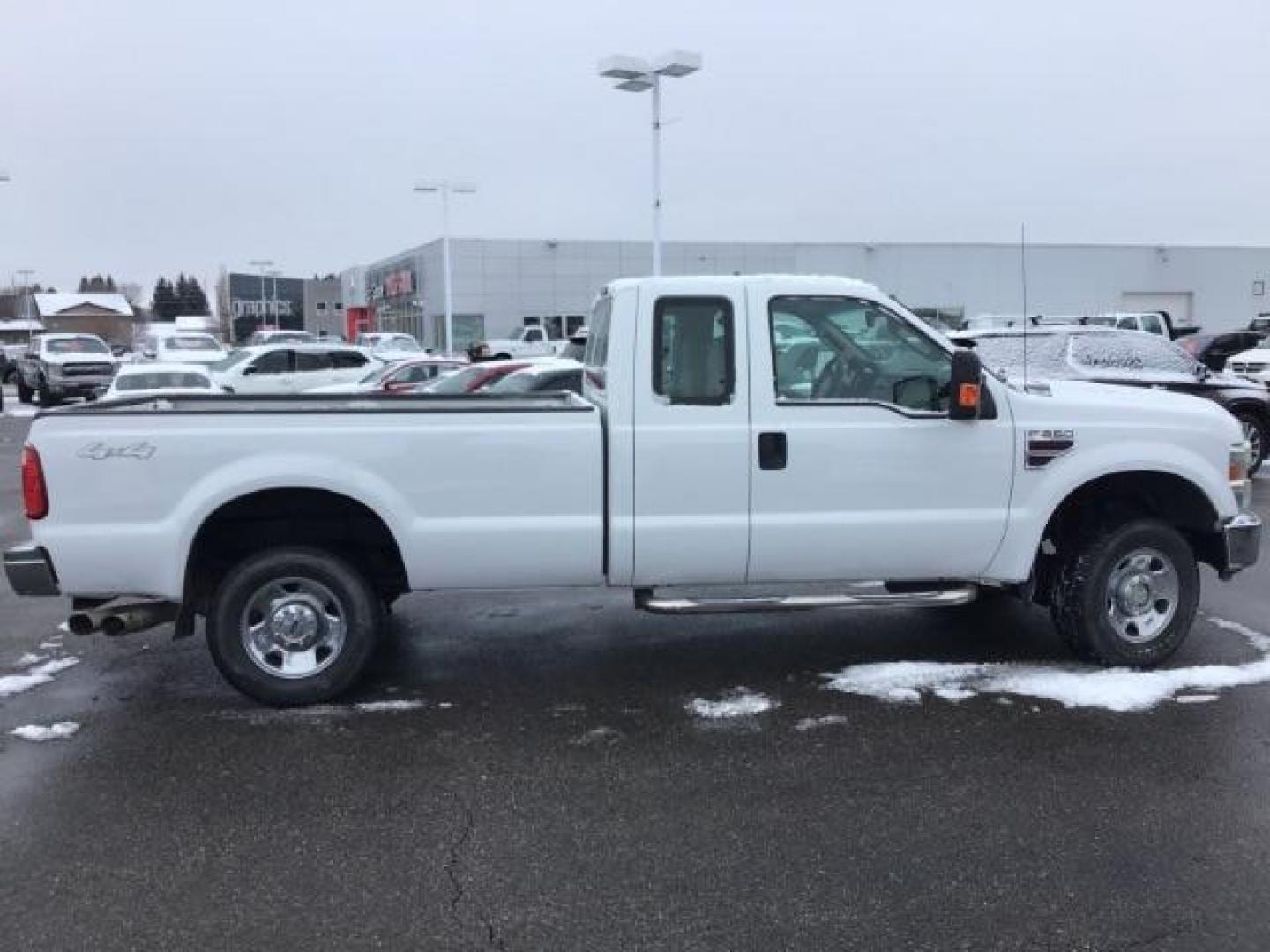 2008 Oxford White Ford F-250 SD EXTENDED CAB PICKUP 4-DR (1FTSX21R68E) with an 6.4L V8 OHV 32V TURBO DIESEL engine, 5-Speed Automatic transmission, located at 1235 N Woodruff Ave., Idaho Falls, 83401, (208) 523-1053, 43.507172, -112.000488 - Photo#5
