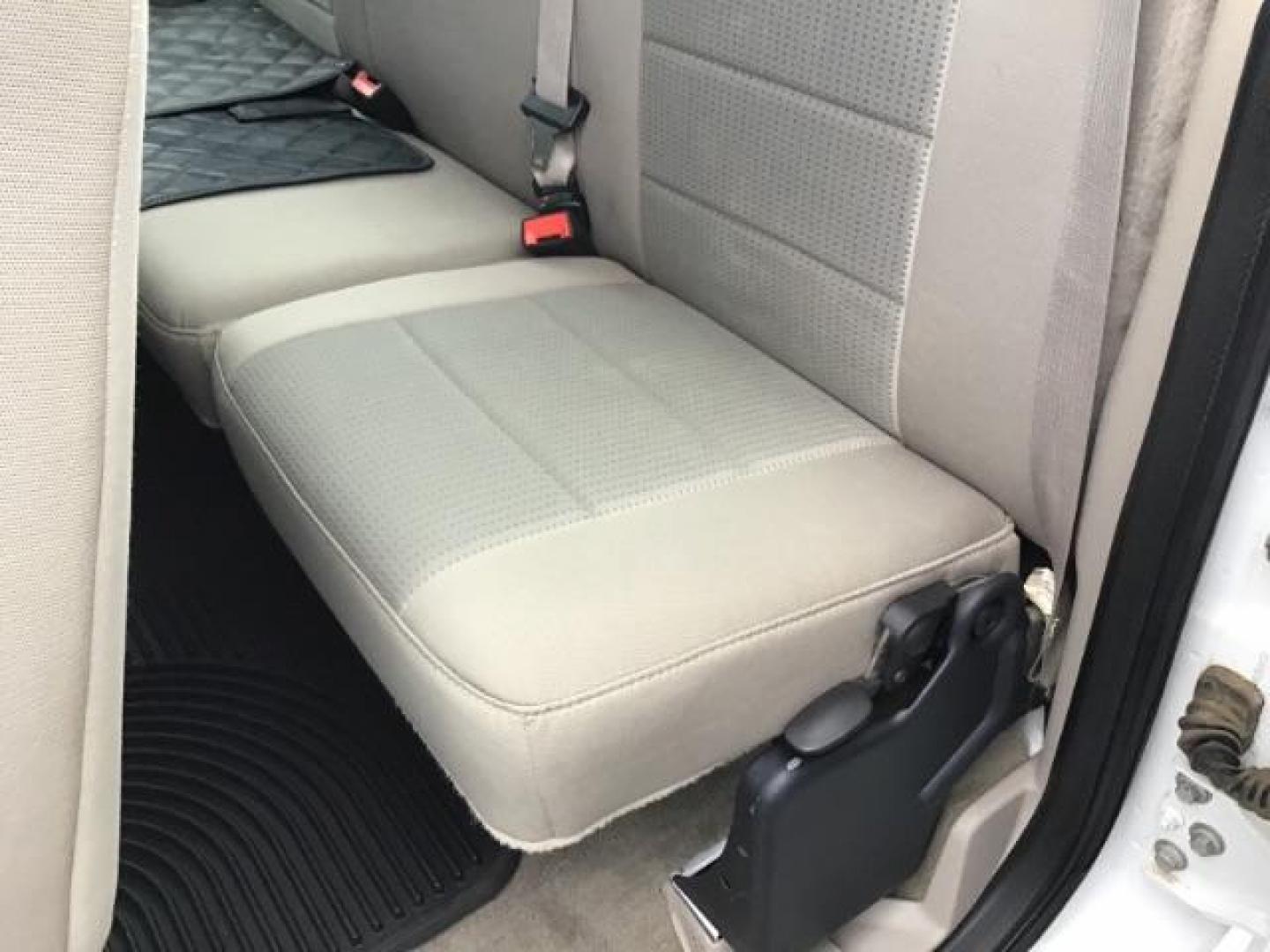 2008 Oxford White Ford F-250 SD EXTENDED CAB PICKUP 4-DR (1FTSX21R68E) with an 6.4L V8 OHV 32V TURBO DIESEL engine, 5-Speed Automatic transmission, located at 1235 N Woodruff Ave., Idaho Falls, 83401, (208) 523-1053, 43.507172, -112.000488 - Photo#19