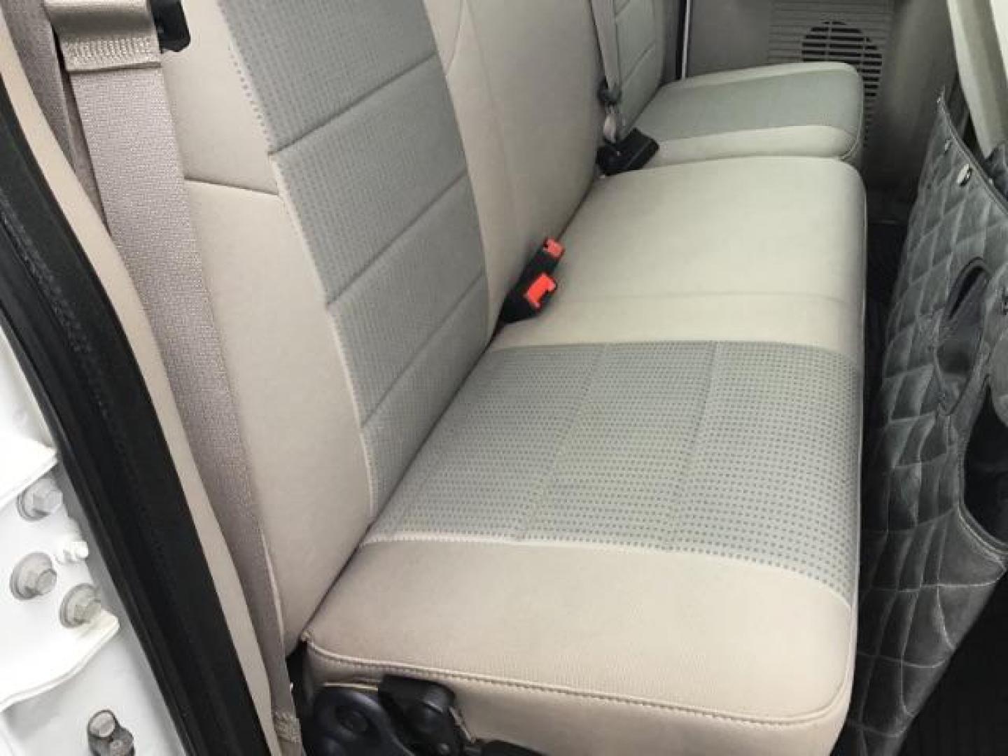 2008 Oxford White Ford F-250 SD EXTENDED CAB PICKUP 4-DR (1FTSX21R68E) with an 6.4L V8 OHV 32V TURBO DIESEL engine, 5-Speed Automatic transmission, located at 1235 N Woodruff Ave., Idaho Falls, 83401, (208) 523-1053, 43.507172, -112.000488 - Photo#21