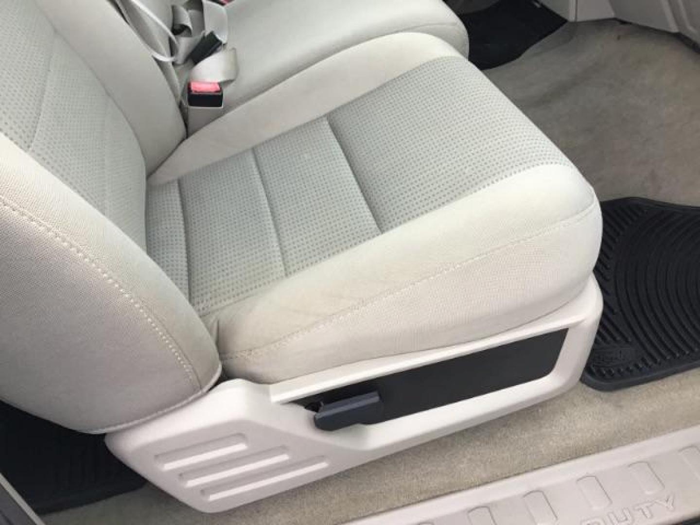 2008 Oxford White Ford F-250 SD EXTENDED CAB PICKUP 4-DR (1FTSX21R68E) with an 6.4L V8 OHV 32V TURBO DIESEL engine, 5-Speed Automatic transmission, located at 1235 N Woodruff Ave., Idaho Falls, 83401, (208) 523-1053, 43.507172, -112.000488 - Photo#23