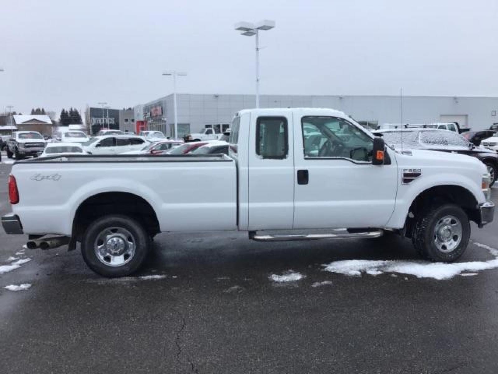 2008 Oxford White /Medium Stone Cloth Interior Ford F-250 SD XLT SuperCab Long Bed 4WD (1FTSX21R68E) with an 6.4L V8 OHV 32V TURBO DIESEL engine, 5-Speed Automatic transmission, located at 1235 N Woodruff Ave., Idaho Falls, 83401, (208) 523-1053, 43.507172, -112.000488 - Photo #5