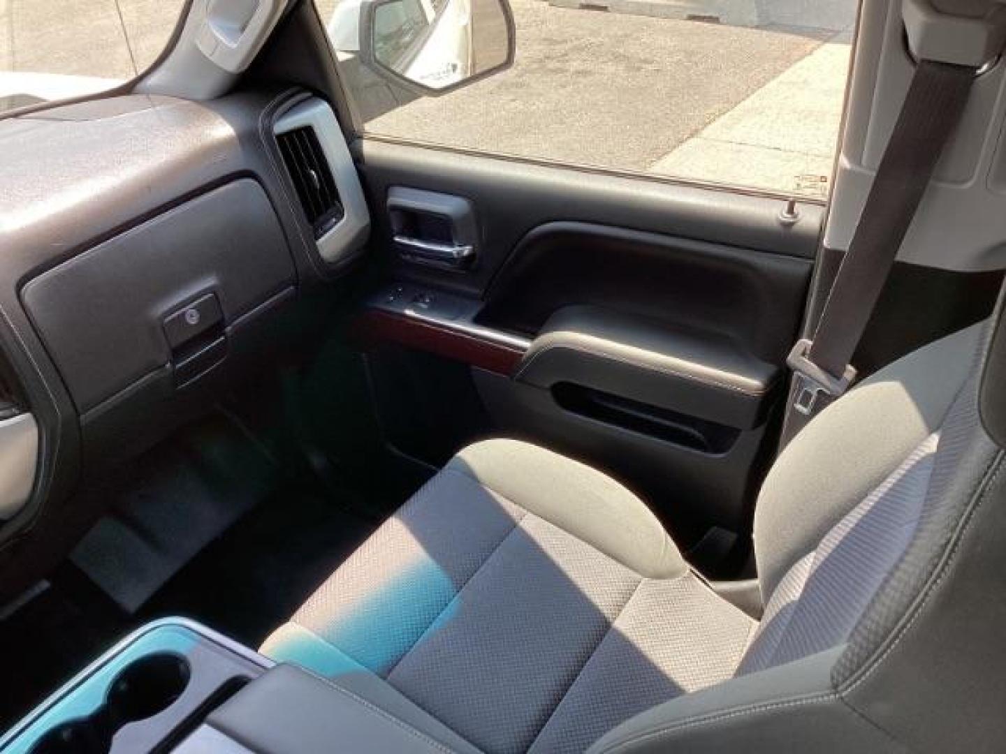 2015 Summit White /Jet Black, cloth GMC Sierra 1500 SLE Crew Cab Short Box 4WD (3GTU2UEC3FG) with an 5.3L V8 OHV 16V engine, 6-Speed Automatic transmission, located at 1235 N Woodruff Ave., Idaho Falls, 83401, (208) 523-1053, 43.507172, -112.000488 - New Inventory. Going thru service and inspection. Call for more pictures. At Timberline Auto it is always easy to find a great deal on your next vehicle! Our experienced sales staff can help find the right vehicle that will fit your needs. Our knowledgeable finance department has options for almost - Photo#20