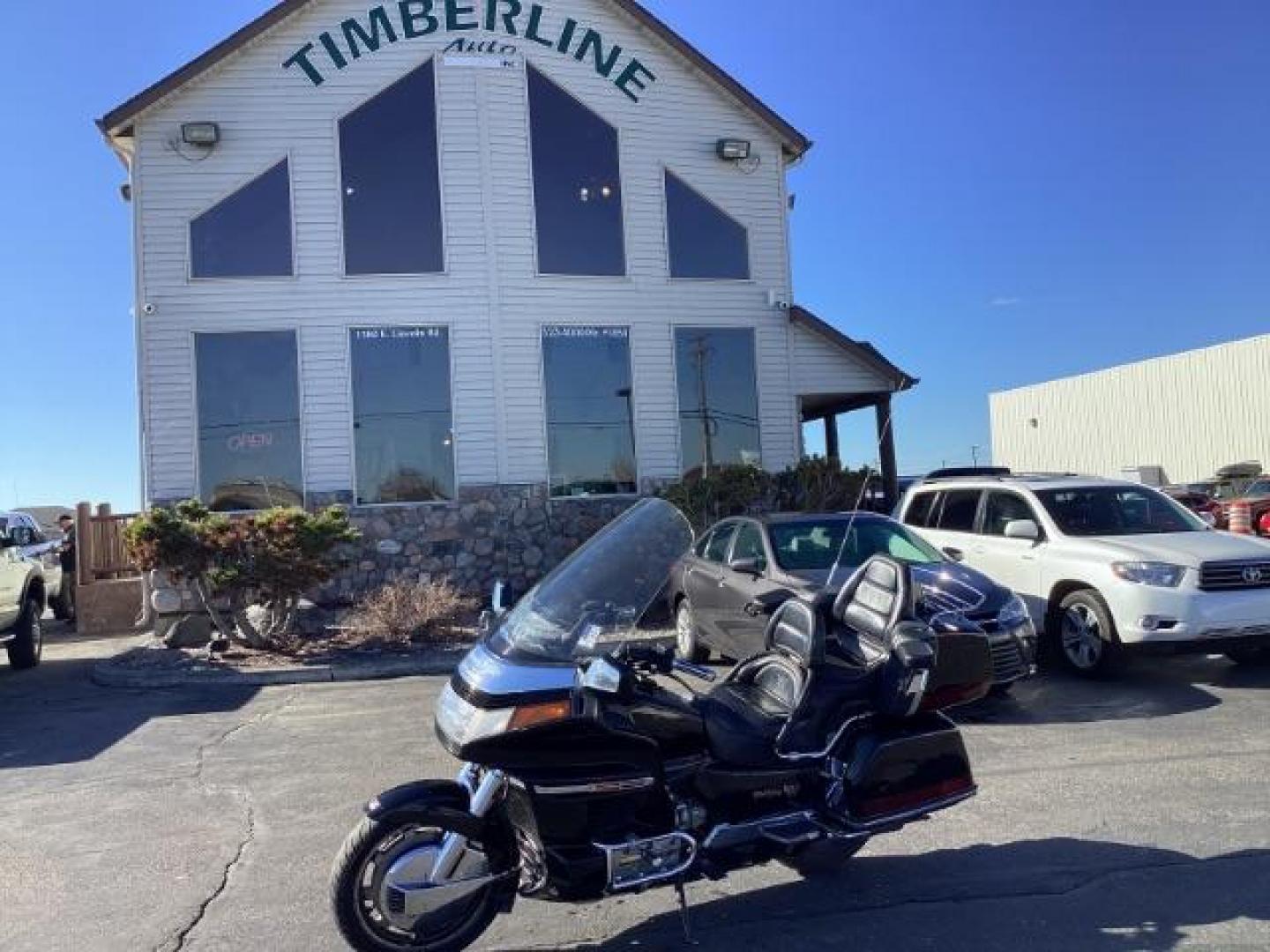 1991 BLACK Honda GL1500A - (1HFSC2206MA) with an 1520CC engine, located at 1235 N Woodruff Ave., Idaho Falls, 83401, (208) 523-1053, 43.507172, -112.000488 - The 1991 Honda GL1500A, also known as the Honda Gold Wing Aspencade, is a touring motorcycle that was known for its comfort, performance, and array of features. Here are some of the notable features of the 1991 GL1500A: Engine: The GL1500A is powered by a liquid-cooled, horizontally opposed six-cyl - Photo#0