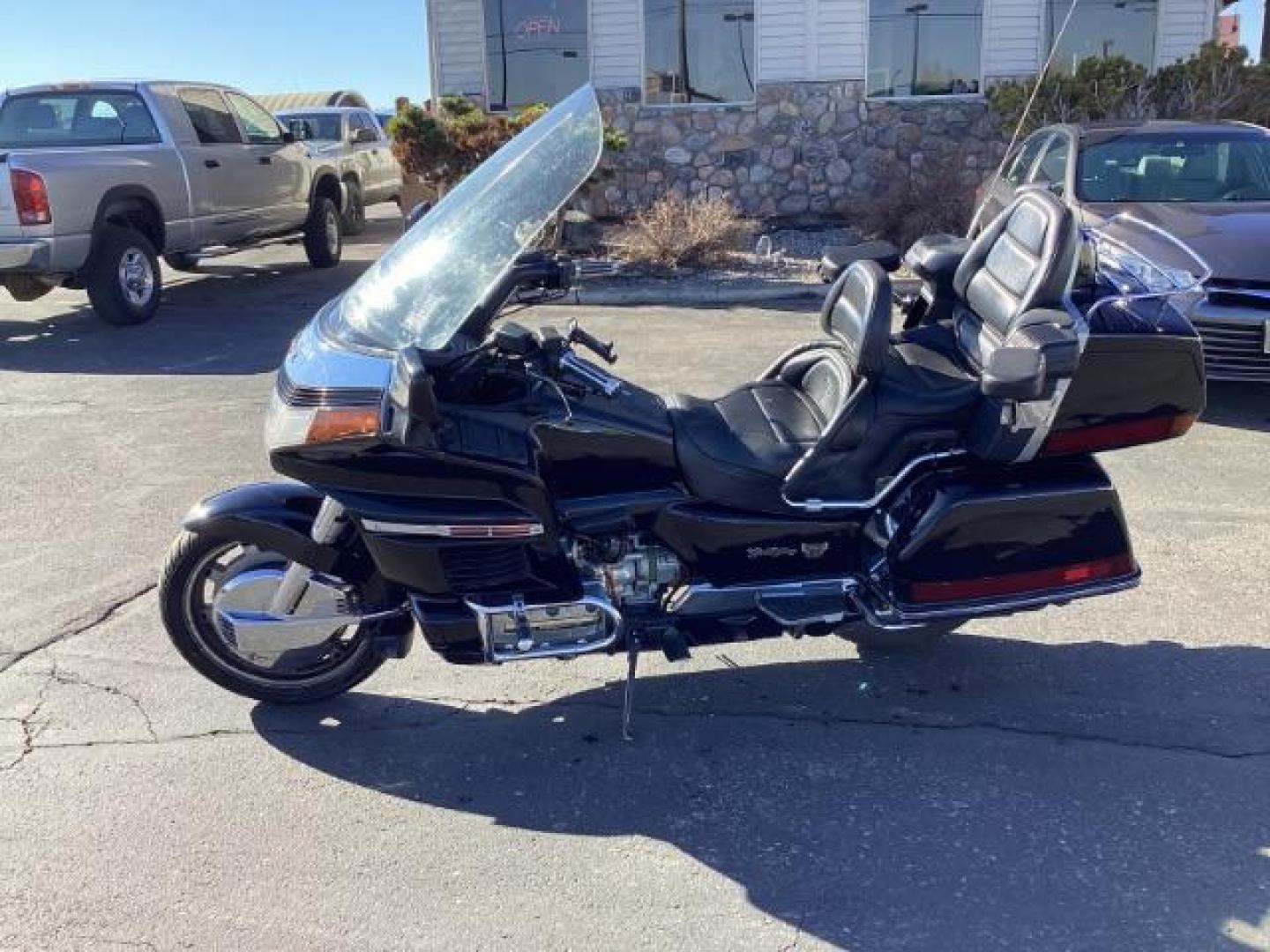 1991 BLACK Honda GL1500A - (1HFSC2206MA) with an 1520CC engine, located at 1235 N Woodruff Ave., Idaho Falls, 83401, (208) 523-1053, 43.507172, -112.000488 - The 1991 Honda GL1500A, also known as the Honda Gold Wing Aspencade, is a touring motorcycle that was known for its comfort, performance, and array of features. Here are some of the notable features of the 1991 GL1500A: Engine: The GL1500A is powered by a liquid-cooled, horizontally opposed six-cyl - Photo#1