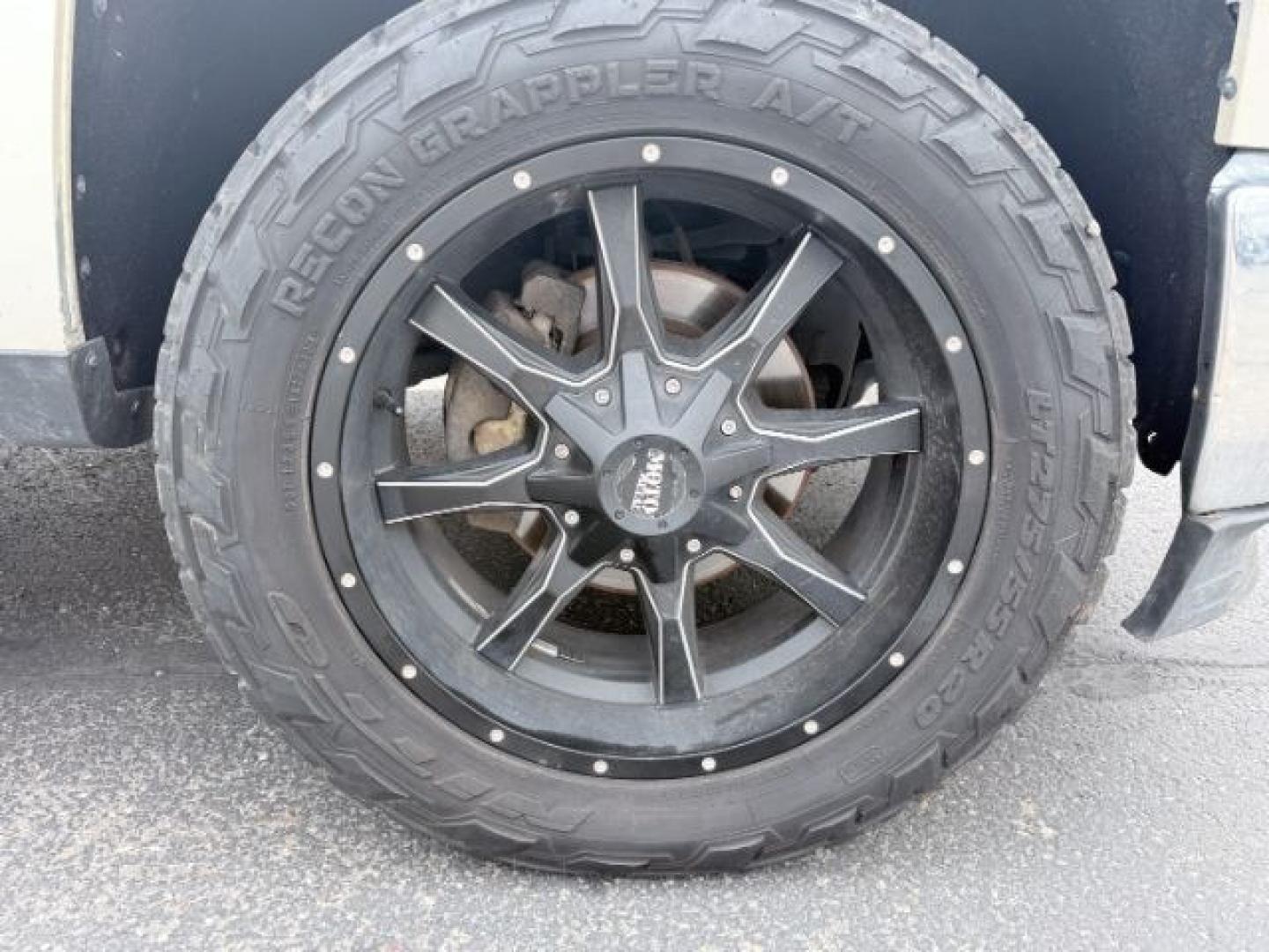 2014 WHITE /LEATHER Chevrolet Silverado 1500 (3GCUKSEC2EG) with an 53L V8 VORTEC engine, Automatic transmission, located at 1175 N Woodruff Ave, Idaho Falls, ID, 83401, 43.506901, -111.999657 - Strong V8 performance and full size truck utility come together in this 2014 Chevrolet Silverado 1500 Crew Cab 4x4 powered by a 5.3L EcoTec3 V8 engine. Built on Chevrolet's proven half ton platform, this Silverado delivers the capability needed for towing, hauling, and everyday work or travel demand- Photo#36