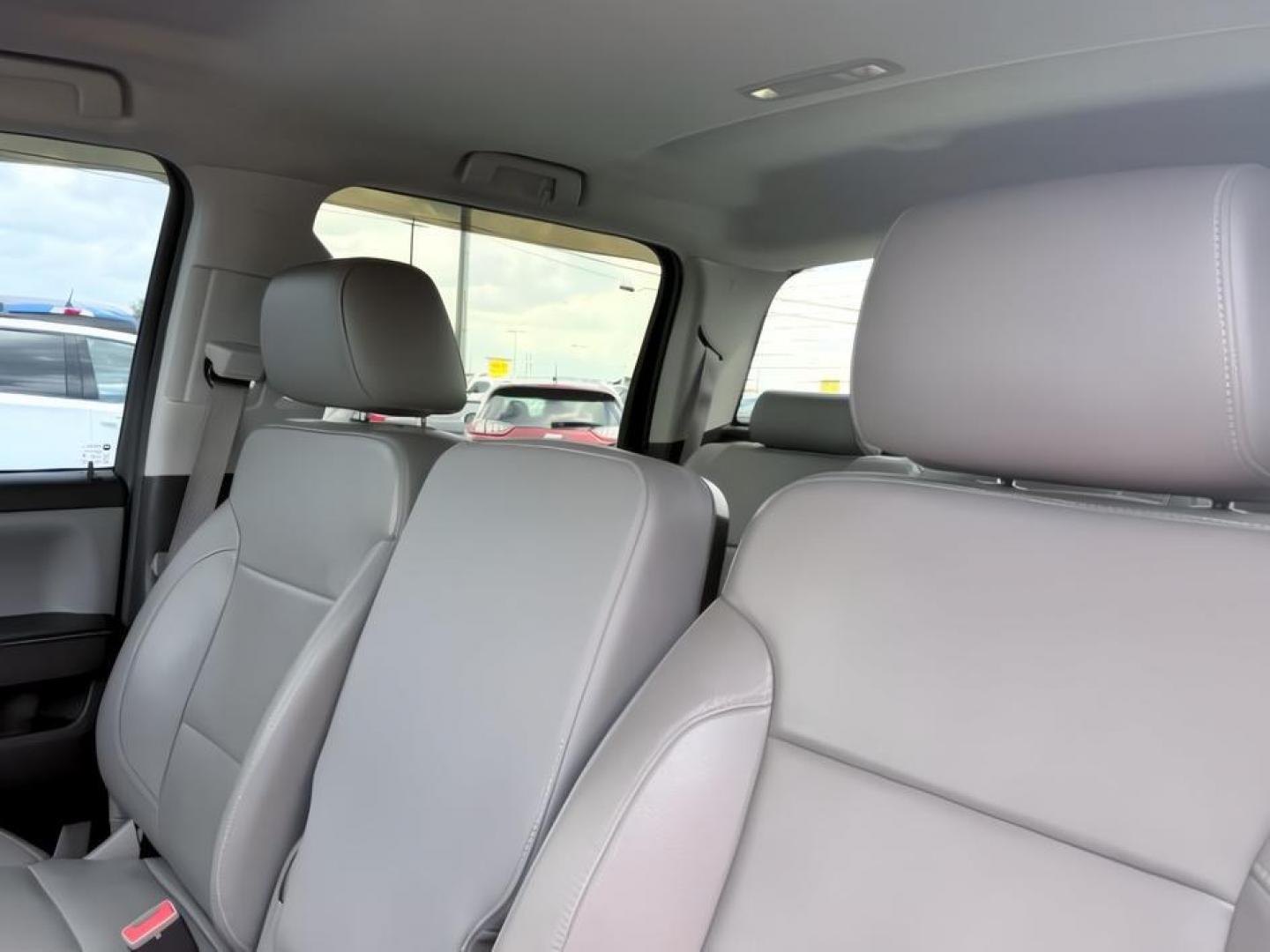 2014 WHITE /LEATHER Chevrolet Silverado 1500 (3GCUKSEC2EG) with an 53L V8 VORTEC engine, Automatic transmission, located at 1175 N Woodruff Ave, Idaho Falls, ID, 83401, 43.506901, -111.999657 - Strong V8 performance and full size truck utility come together in this 2014 Chevrolet Silverado 1500 Crew Cab 4x4 powered by a 5.3L EcoTec3 V8 engine. Built on Chevrolet's proven half ton platform, this Silverado delivers the capability needed for towing, hauling, and everyday work or travel demand- Photo#21
