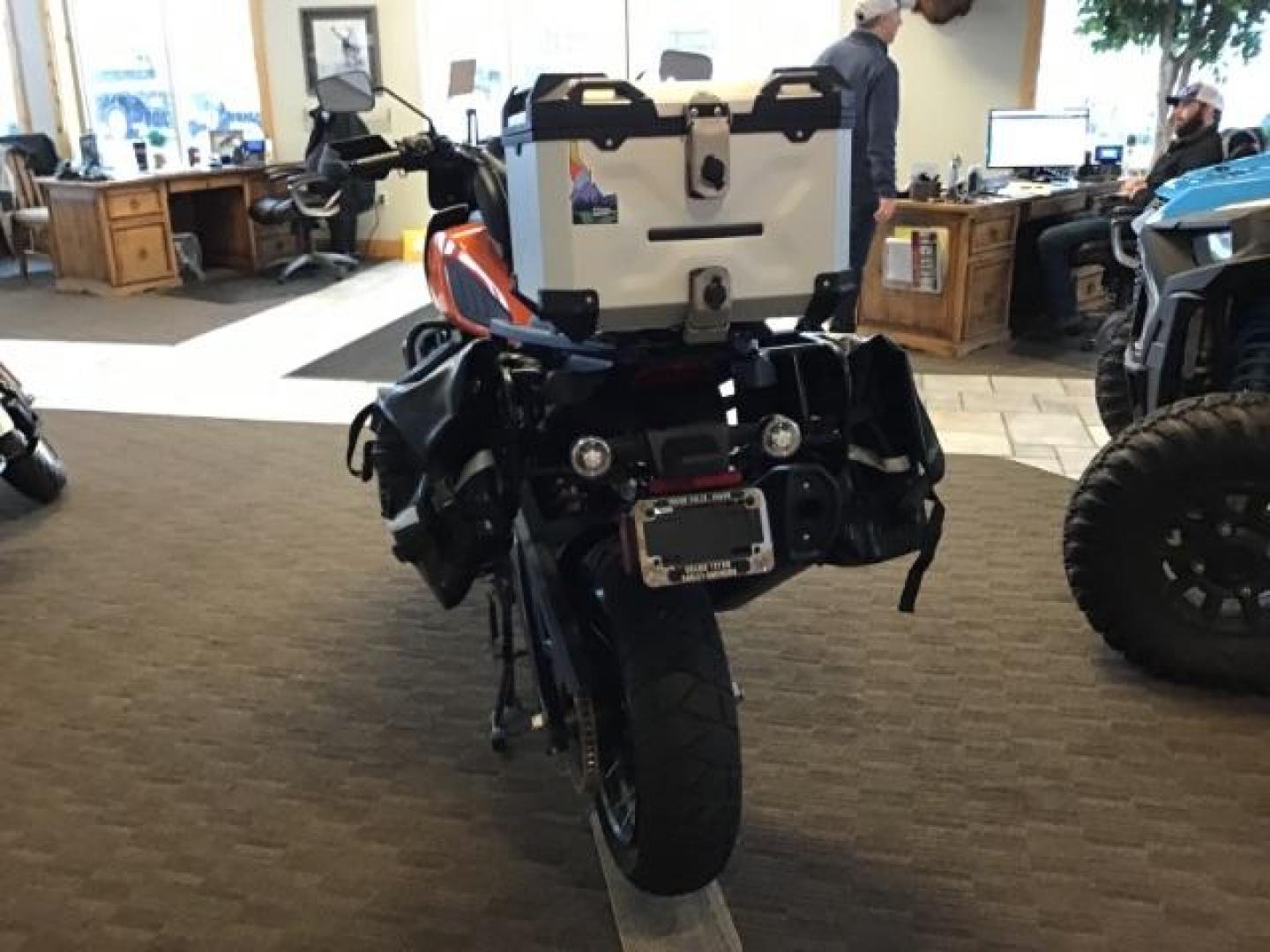 2021 ORANGE /NA Harley-Davidson RA1250 S NA (1HD1ZES1XMB) , MANUAL transmission, located at 1235 N Woodruff Ave., Idaho Falls, 83401, (208) 523-1053, 43.507172, -112.000488 - This 2021 Harley Davidson RA 250S, has low miles. It has 1141 miles. It is a local trade in. Has all of the bags to put all of your travel gear in. **At Timberline Auto it is always easy to find a great deal on your next vehicle! Our experienced sales staff can help find the right vehicle that will - Photo#3