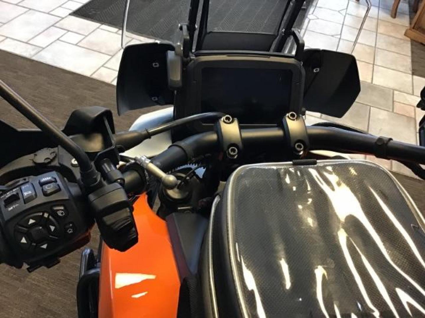2021 ORANGE /NA Harley-Davidson RA1250 S NA (1HD1ZES1XMB) , MANUAL transmission, located at 1235 N Woodruff Ave., Idaho Falls, 83401, (208) 523-1053, 43.507172, -112.000488 - This 2021 Harley Davidson RA 250S, has low miles. It has 1141 miles. It is a local trade in. Has all of the bags to put all of your travel gear in. **At Timberline Auto it is always easy to find a great deal on your next vehicle! Our experienced sales staff can help find the right vehicle that will - Photo#7