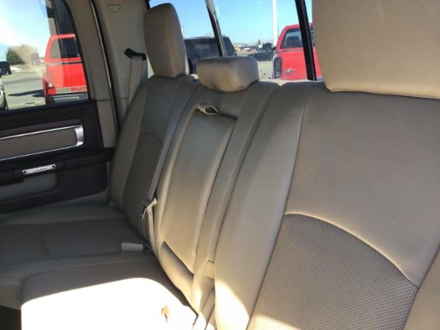 2017 WHITE /Black, leather RAM 3500 Laramie Crew Cab SWB 4WD (3C63R3EL0HG) with an 6.7L L6 OHV 24V TURBO DIESEL engine, 6-Speed Automatic transmission, located at 1235 N Woodruff Ave., Idaho Falls, 83401, (208) 523-1053, 43.507172, -112.000488 - Photo#19