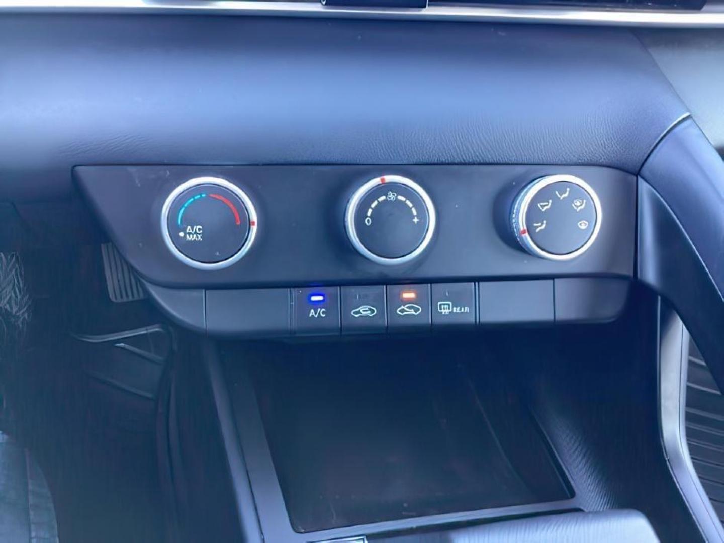 2023 Intense Blue /Black Hyundai Elantra SE (5NPLL4AG9PH) with an 2.0L L4 DOHC 16V engine, 6-Speed Automatic transmission, located at 1235 N Woodruff Ave., Idaho Falls, 83401, (208) 523-1053, 43.507172, -112.000488 - At Timberline Auto, finding a great deal on your next vehicle is always easy! Our experienced sales staff's goal is to help find you the right vehicle at the right price! Our knowledgeable finance department has options for almost any credit score. We offer extended service contract options to prote - Photo#12
