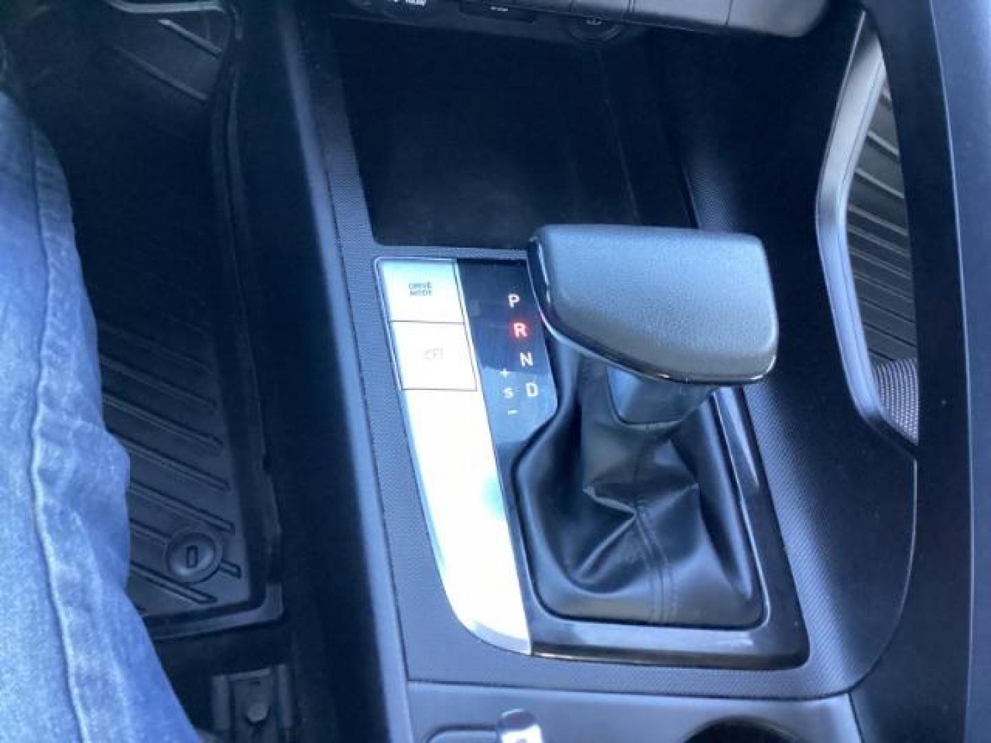 2023 Intense Blue /Black Hyundai Elantra SE (5NPLL4AG9PH) with an 2.0L L4 DOHC 16V engine, 6-Speed Automatic transmission, located at 1235 N Woodruff Ave., Idaho Falls, 83401, (208) 523-1053, 43.507172, -112.000488 - At Timberline Auto, finding a great deal on your next vehicle is always easy! Our experienced sales staff's goal is to help find you the right vehicle at the right price! Our knowledgeable finance department has options for almost any credit score. We offer extended service contract options to prote - Photo#13