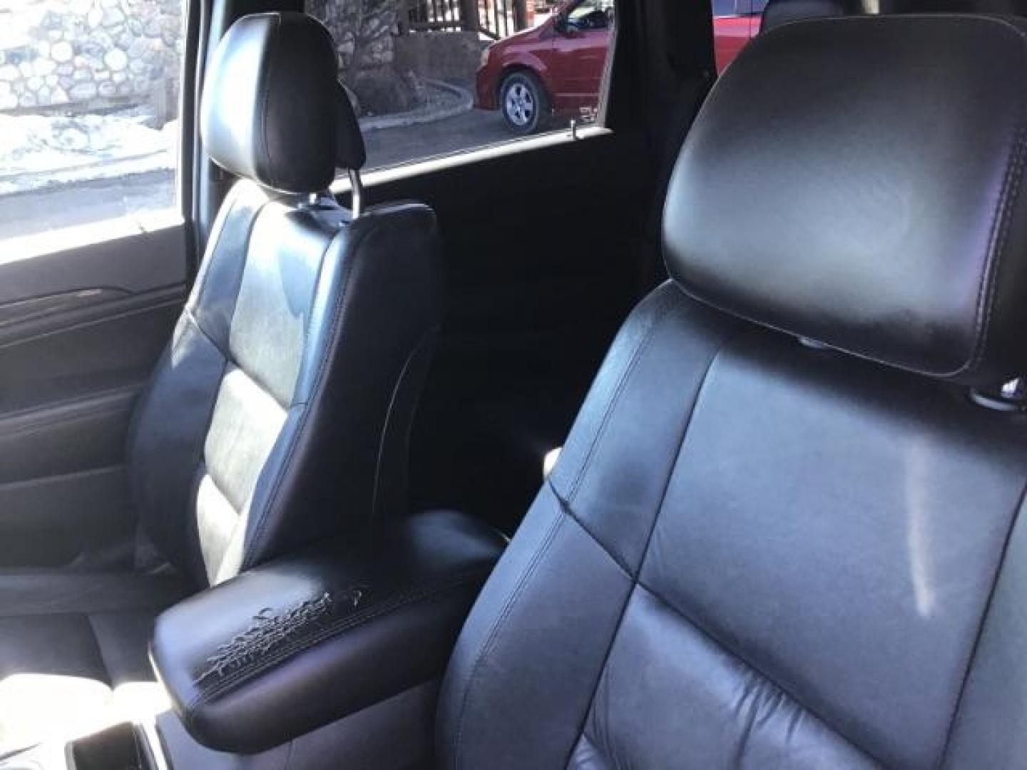 2013 Jeep Grand Cherokee SPORT UTILITY 4-DR (1C4RJFAG5DC) with an 3.6L V6 DOHC 24V engine, 5-Speed Automatic transmission, located at 1235 N Woodruff Ave., Idaho Falls, 83401, (208) 523-1053, 43.507172, -112.000488 - Photo#9