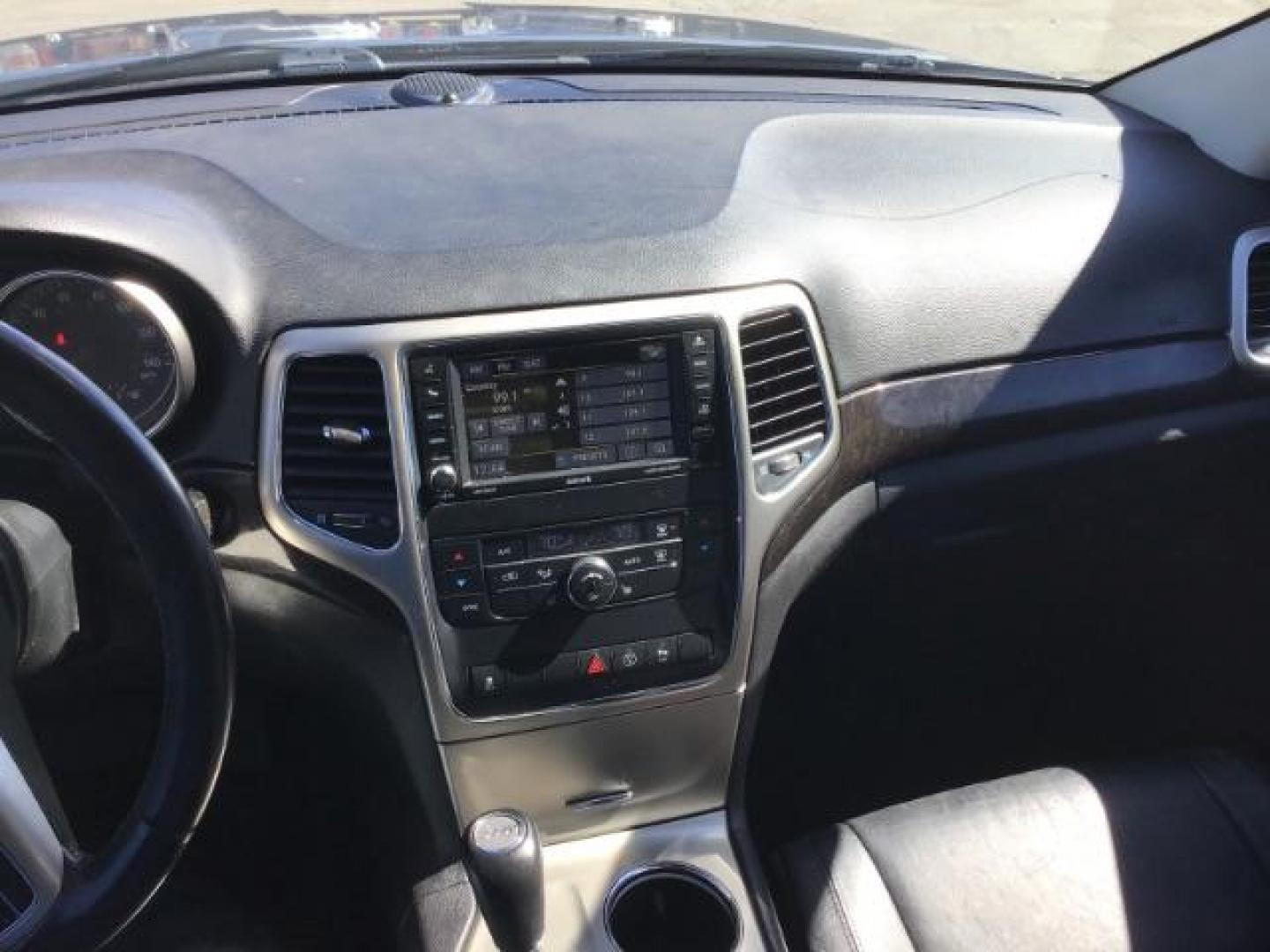 2013 Jeep Grand Cherokee SPORT UTILITY 4-DR (1C4RJFAG5DC) with an 3.6L V6 DOHC 24V engine, 5-Speed Automatic transmission, located at 1235 N Woodruff Ave., Idaho Falls, 83401, (208) 523-1053, 43.507172, -112.000488 - Photo#10