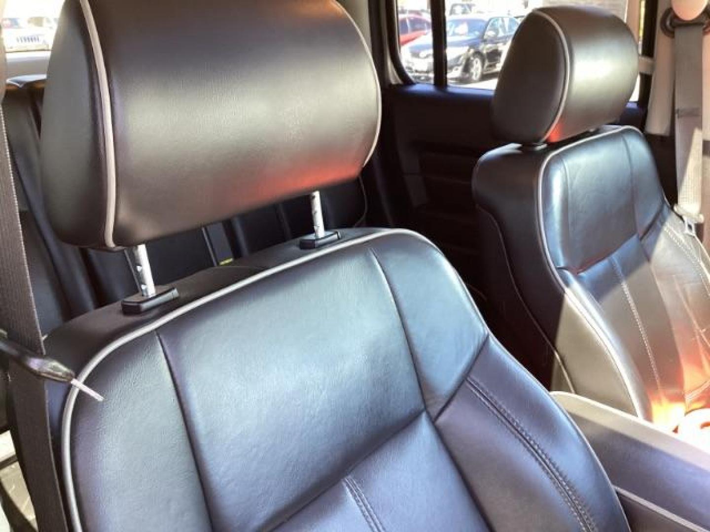 2006 Boulder Gray Metallic /Ebony Leather Interior Hummer H3 Sport Utility (5GTDN136268) with an 3.5L L5 DOHC 20V engine, 4-Speed Automatic transmission, located at 1235 N Woodruff Ave., Idaho Falls, 83401, (208) 523-1053, 43.507172, -112.000488 - Photo#21
