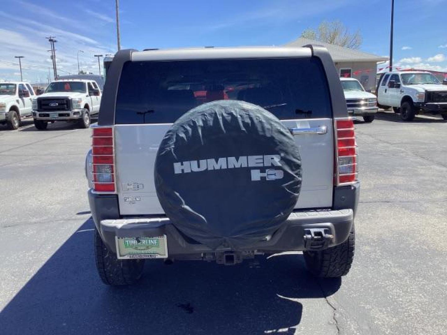 2006 Boulder Gray Metallic /Ebony Leather Interior Hummer H3 Sport Utility (5GTDN136268) with an 3.5L L5 DOHC 20V engine, 4-Speed Automatic transmission, located at 1235 N Woodruff Ave., Idaho Falls, 83401, (208) 523-1053, 43.507172, -112.000488 - Photo#3
