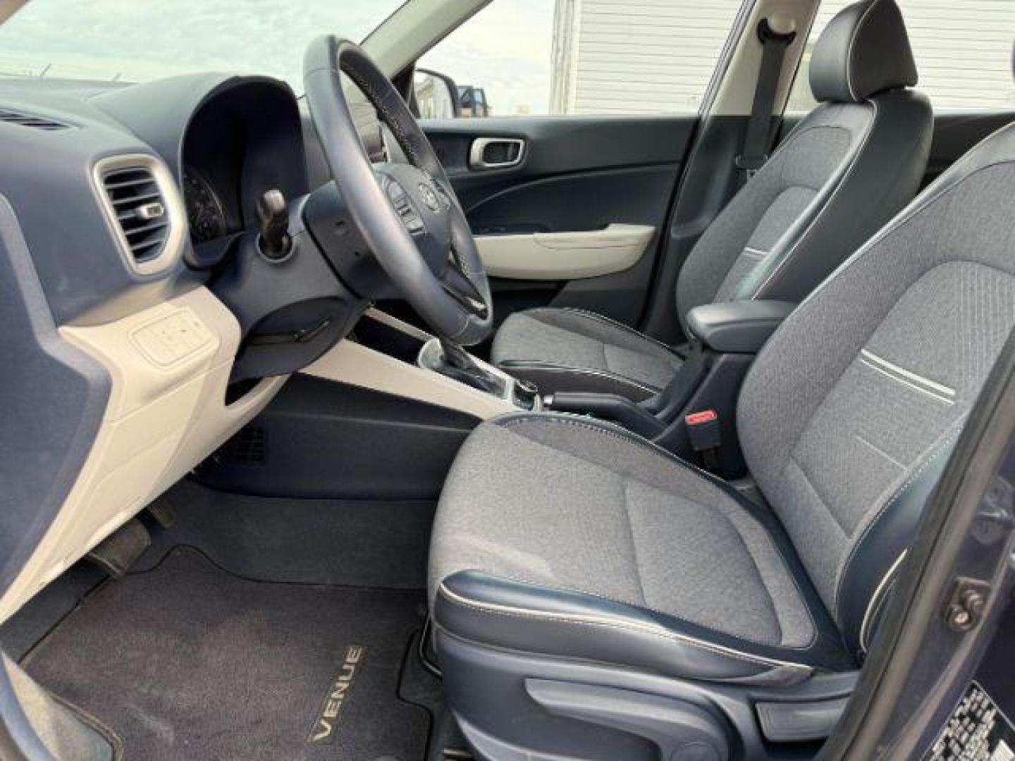 2021 Intense Blue /Black Hyundai Venue SEL (KMHRC8A36MU) with an 1.6L L4 DOHC 16V engine, Continuously Variable Transmission transmission, located at 1235 N Woodruff Ave., Idaho Falls, 83401, (208) 523-1053, 43.507172, -112.000488 - At Timberline Auto, finding a great deal on your next vehicle is always easy! Our experienced sales staff's goal is to help find you the right vehicle at the right price! Our knowledgeable finance department has options for almost any credit score. We offer extended service contract options to prote - Photo#10