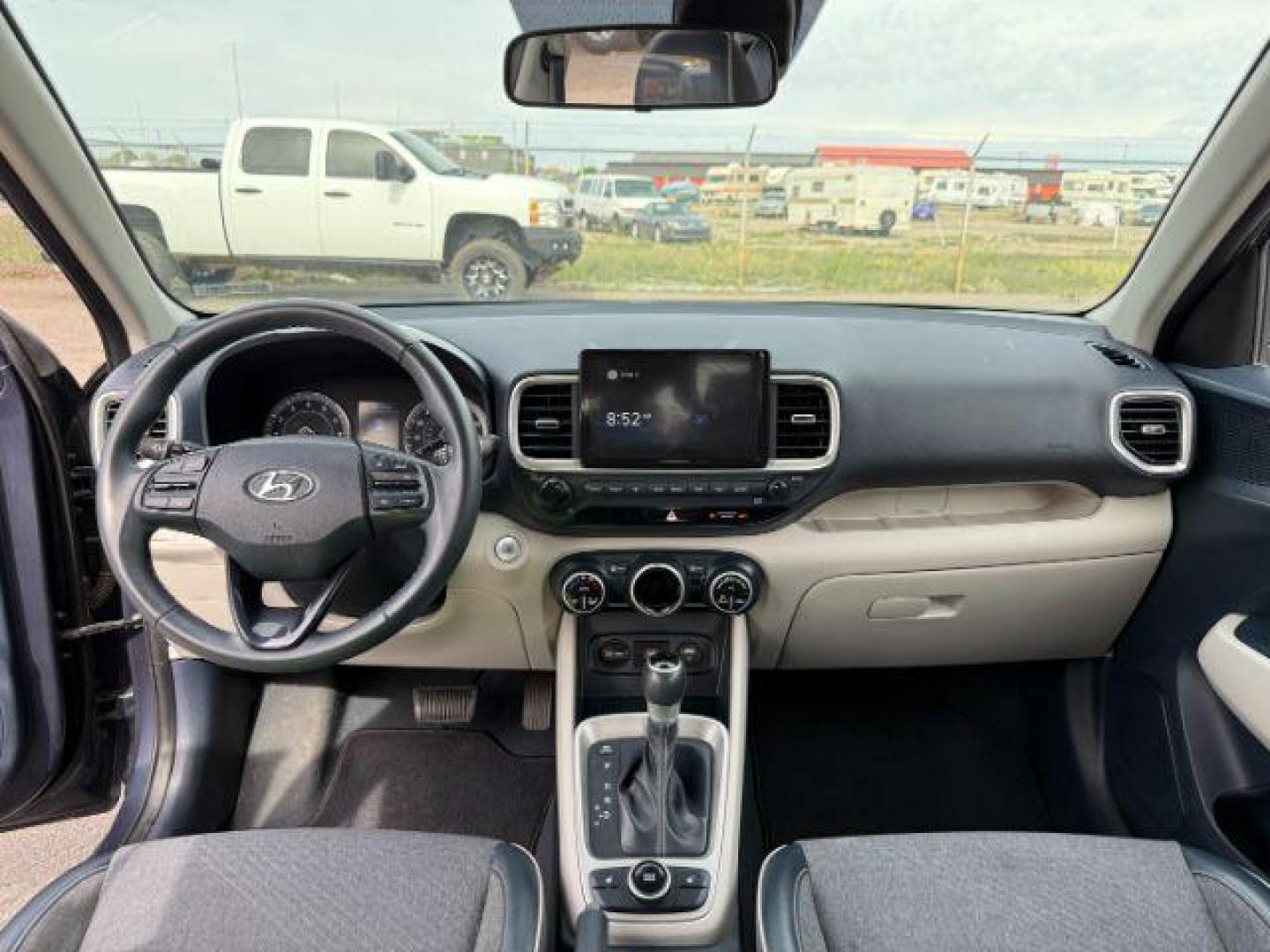 2021 Intense Blue /Black Hyundai Venue SEL (KMHRC8A36MU) with an 1.6L L4 DOHC 16V engine, Continuously Variable Transmission transmission, located at 1235 N Woodruff Ave., Idaho Falls, 83401, (208) 523-1053, 43.507172, -112.000488 - At Timberline Auto, finding a great deal on your next vehicle is always easy! Our experienced sales staff's goal is to help find you the right vehicle at the right price! Our knowledgeable finance department has options for almost any credit score. We offer extended service contract options to prote - Photo#18