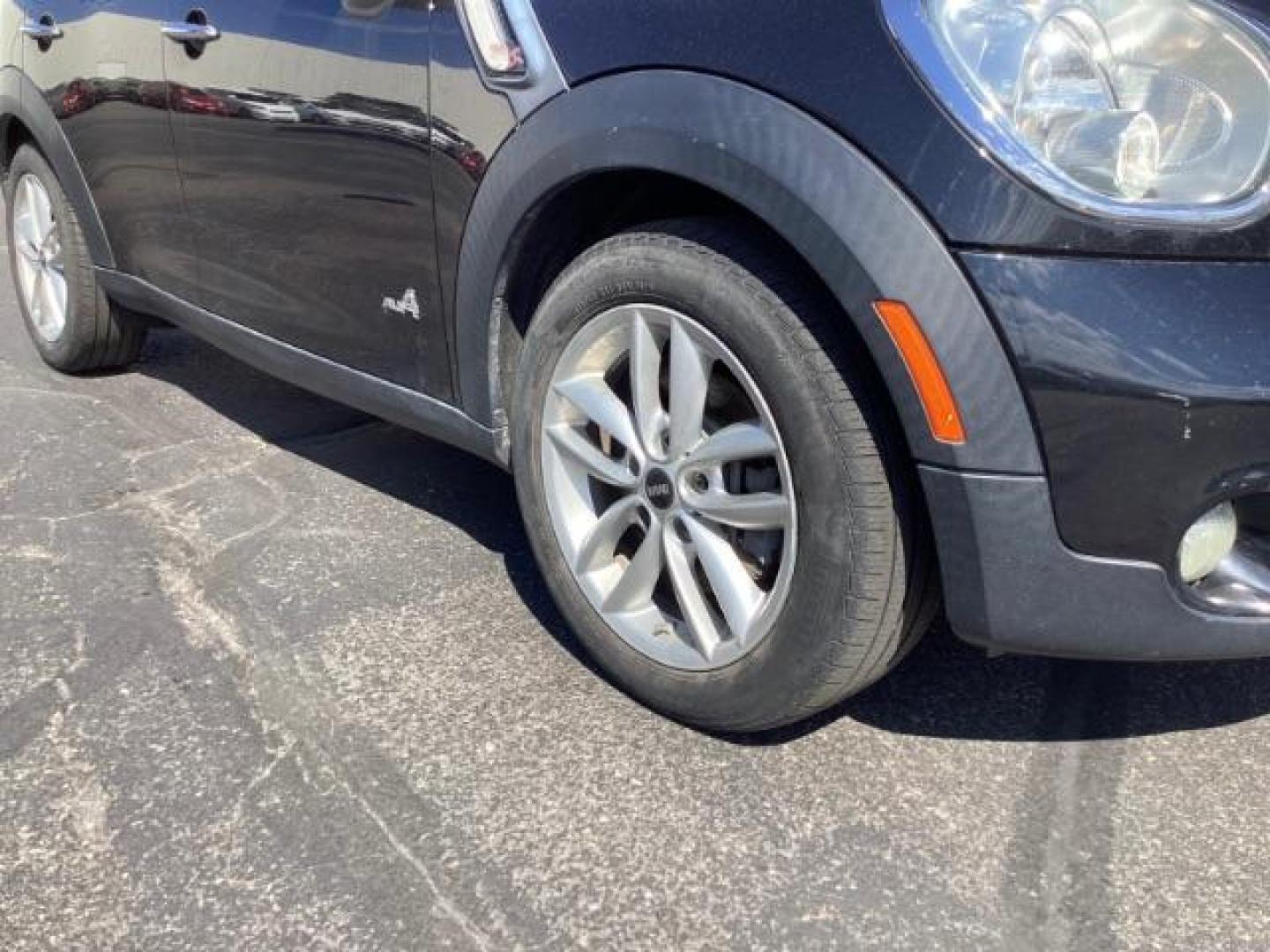 2014 Mini Countryman CROSSOVER 4-DR (WMWZC5C55EW) with an 1.6L L4 DOHC 16V TURBO engine, located at 1235 N Woodruff Ave., Idaho Falls, 83401, (208) 523-1053, 43.507172, -112.000488 - Photo#14