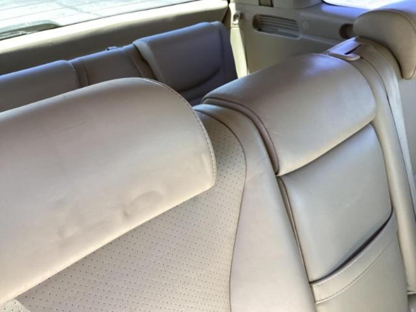 2006 Black Toyota Highlander Limited V6 4WD (JTEEP21A860) with an 3.3L V6 DOHC 24V engine, 5-Speed Automatic transmission, located at 1235 N Woodruff Ave., Idaho Falls, 83401, (208) 523-1053, 43.507172, -112.000488 - The 2006 Toyota Highlander is a midsize crossover SUV known for its reliability, comfort, and versatility. Here are the key features you might find on the 2006 Toyota Highlander: Engine Options: The Highlander typically comes with a choice of two engine options: 2.4-liter inline-four engine: Produc - Photo#20