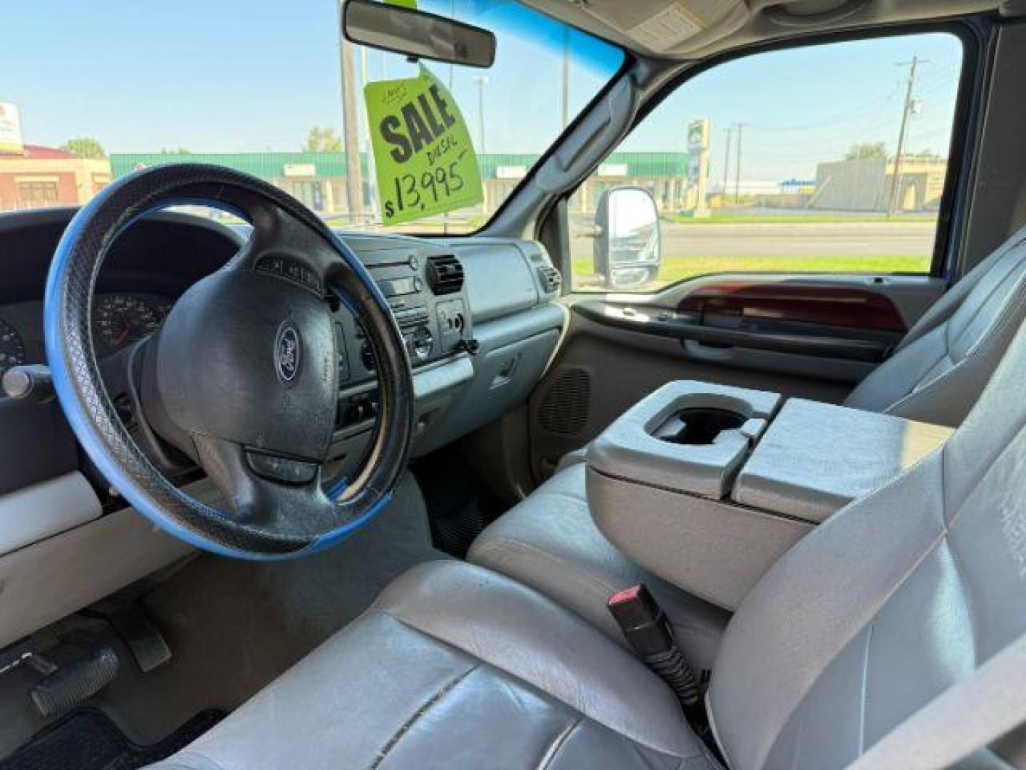 2005 BLUE /Medium Flint Leather Interior Ford F-350 SD (1FTWX31P55E) with an 60L V8 OHV 32V TURBO DIESEL engine, Automatic transmission, located at 1175 N Woodruff Ave, Idaho Falls, ID, 83401, 43.506901, -111.999657 - Photo#27