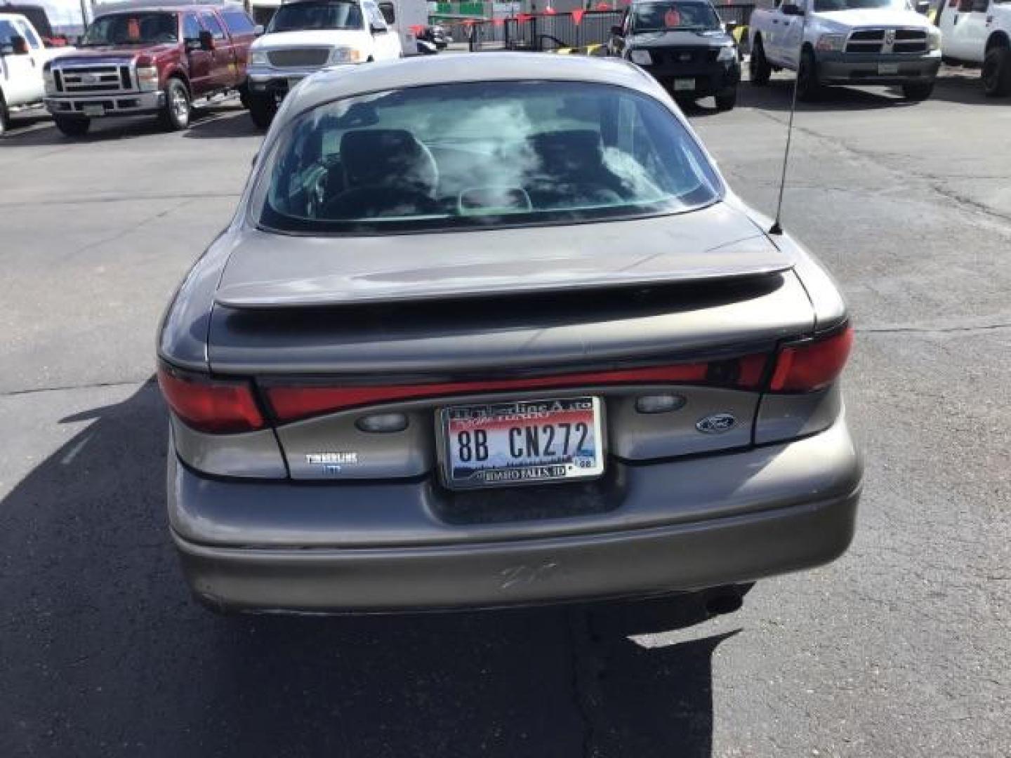 2001 Ford ZX2 Coupe (3FAFP11341R) with an 2.0L L4 DOHC 16V engine, located at 1235 N Woodruff Ave., Idaho Falls, 83401, (208) 523-1053, 43.507172, -112.000488 - Photo#3