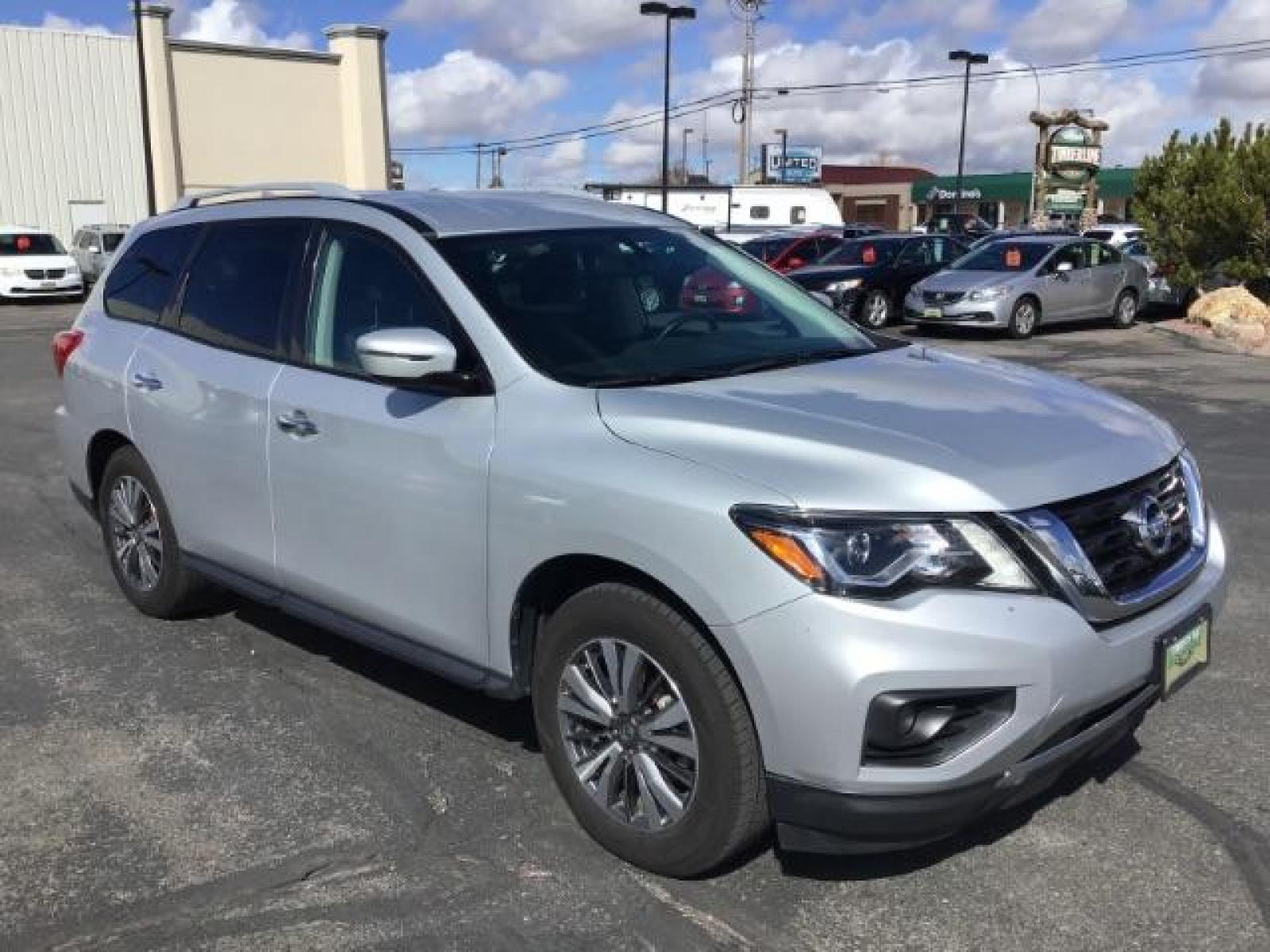 2019 Nissan Pathfinder NA (5N1DR2MN3KC) , located at 1235 N Woodruff Ave., Idaho Falls, 83401, (208) 523-1053, 43.507172, -112.000488 - Photo #5