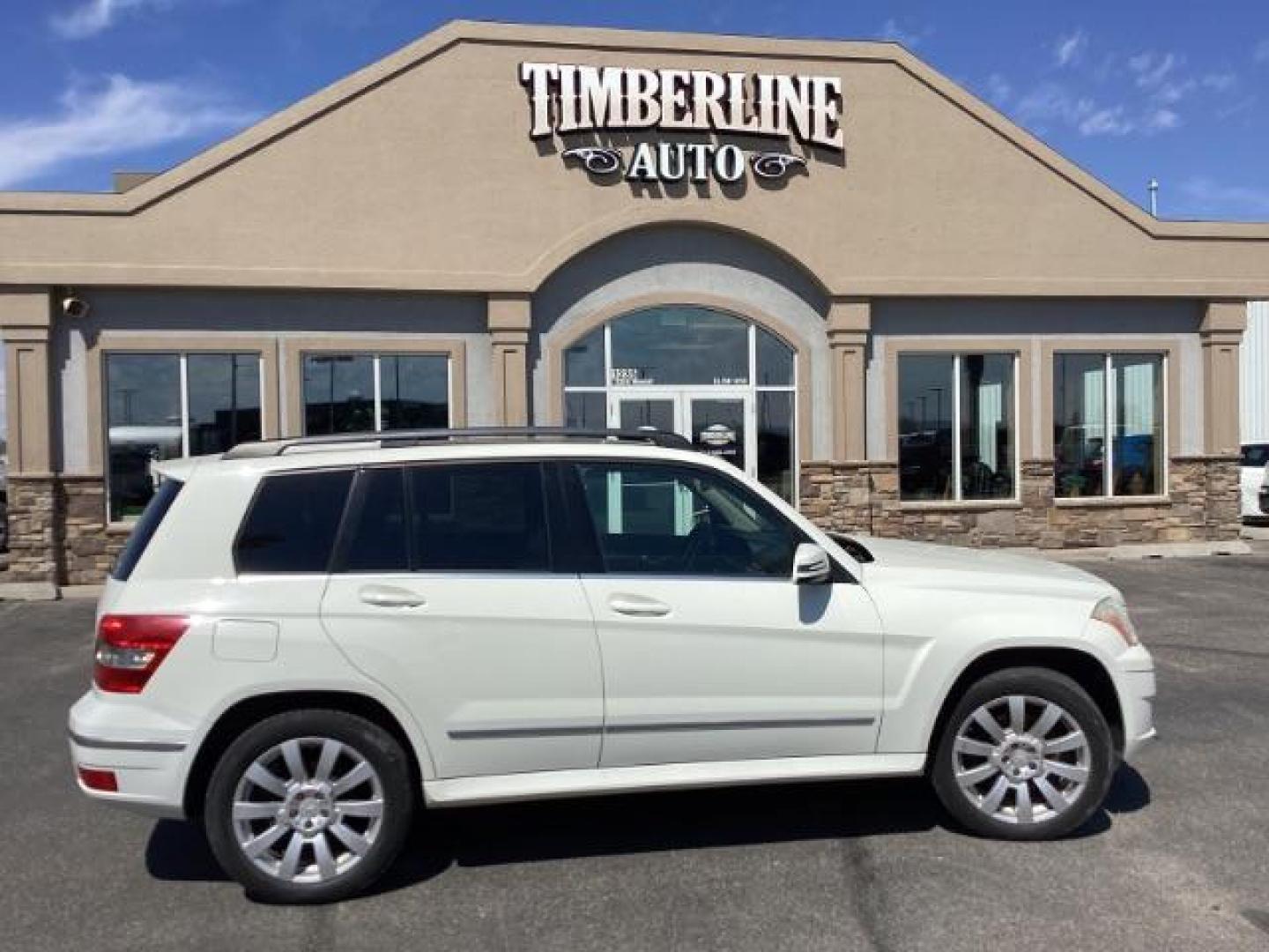 2012 Mercedes-Benz GLK-Class GLK350 (WDCGG5GB0CF) with an 3.5L V6 DOHC 24V engine, 7-Speed Automatic transmission, located at 1235 N Woodruff Ave., Idaho Falls, 83401, (208) 523-1053, 43.507172, -112.000488 - Photo#4