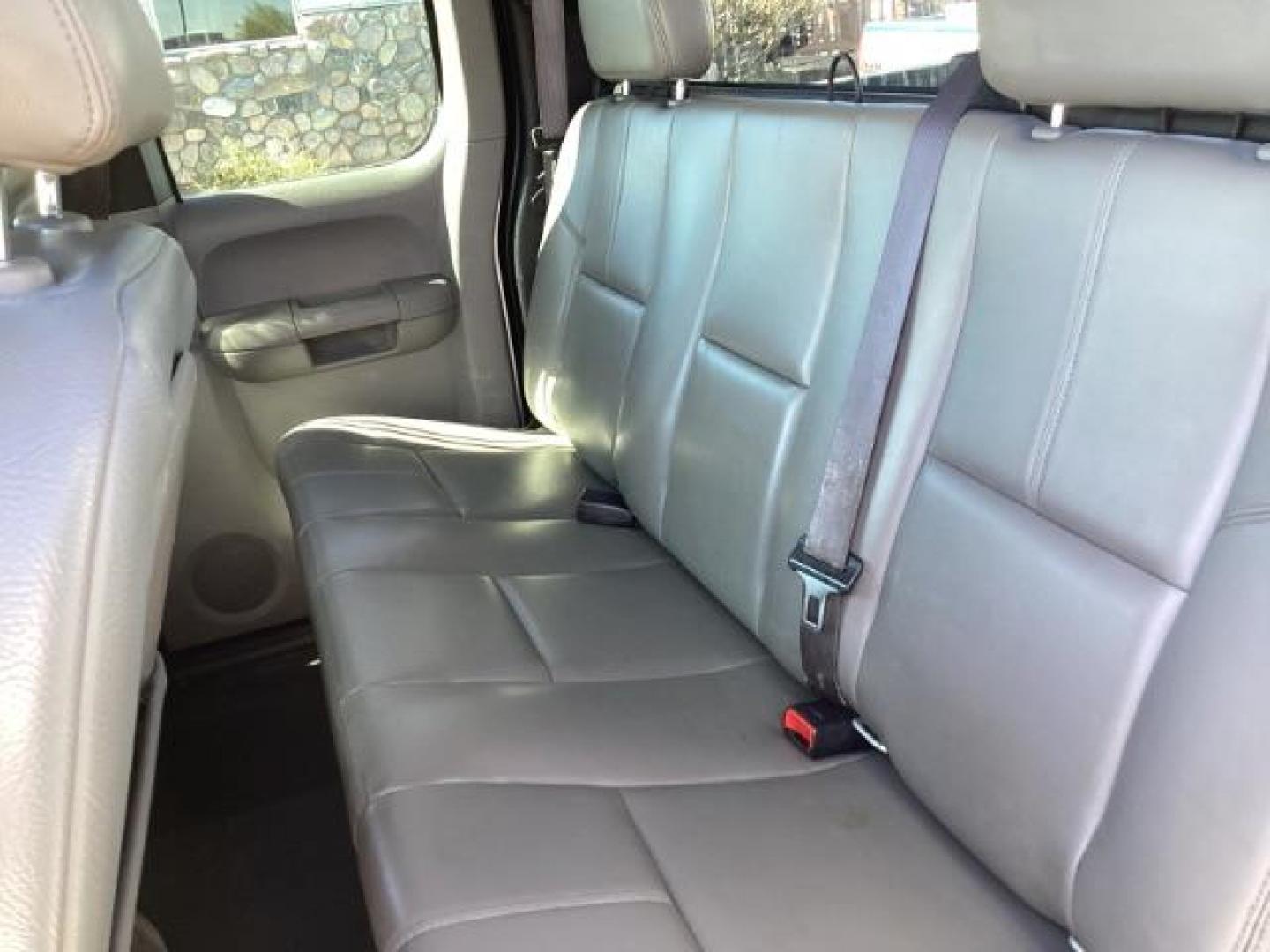 2011 Midnight Blue Metallic /Dark Titanium Vinyl Interior GMC Sierra 2500HD Work Truck Ext. Cab 4WD (1GT22ZCG1BZ) with an 6.0L V8 OHV 16V FFV engine, 6-Speed Automatic transmission, located at 1235 N Woodruff Ave., Idaho Falls, 83401, (208) 523-1053, 43.507172, -112.000488 - The 2011 GMC Sierra 2500 Work Truck was designed to offer robust performance and functionality for commercial and work-related tasks. Here are the key features typically found on this model: Engine Options: The 2011 Sierra 2500 Work Truck was available with several engine options, including: 6.0-l - Photo#13