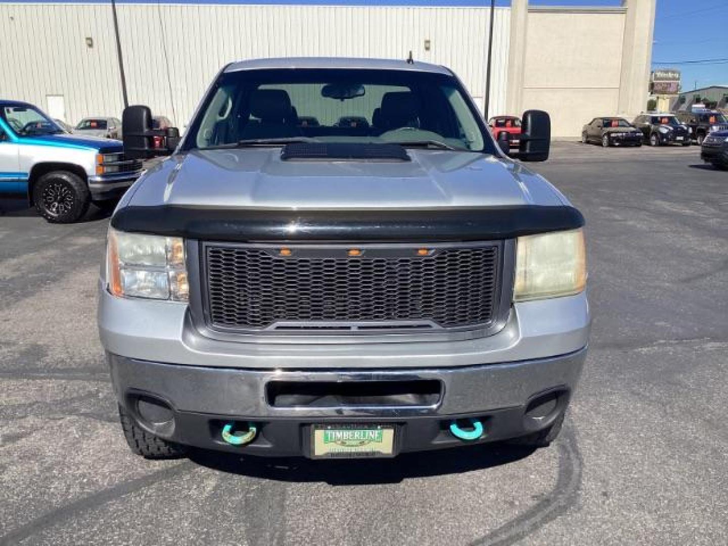 2011 Midnight Blue Metallic /Dark Titanium Vinyl Interior GMC Sierra 2500HD Work Truck Ext. Cab 4WD (1GT22ZCG1BZ) with an 6.0L V8 OHV 16V FFV engine, 6-Speed Automatic transmission, located at 1235 N Woodruff Ave., Idaho Falls, 83401, (208) 523-1053, 43.507172, -112.000488 - The 2011 GMC Sierra 2500 Work Truck was designed to offer robust performance and functionality for commercial and work-related tasks. Here are the key features typically found on this model: Engine Options: The 2011 Sierra 2500 Work Truck was available with several engine options, including: 6.0-l - Photo#7