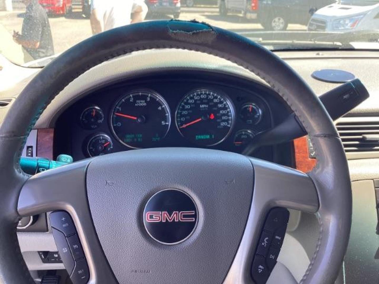 2013 Summit White /Ebony Leather Interior GMC Sierra 2500HD SLT Crew Cab 4WD (1GT121E86DF) with an 6.6L V8 OHV 32V TURBO DIESEL engine, 6-Speed Automatic transmission, located at 1235 N Woodruff Ave., Idaho Falls, 83401, (208) 523-1053, 43.507172, -112.000488 - New Inventory. Going thru service and inspection. Call for more pictures. At Timberline Auto it is always easy to find a great deal on your next vehicle! Our experienced sales staff can help find the right vehicle that will fit your needs. Our knowledgeable finance department has options for almost - Photo#12