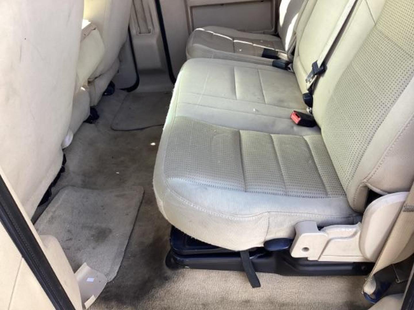 2008 GREEN /CLOTH Ford F-250 SD XLT (1FTSW21R48E) with an 6.4l engine, AUTO transmission, located at 1235 N Woodruff Ave., Idaho Falls, 83401, (208) 523-1053, 43.507172, -112.000488 - Photo#15