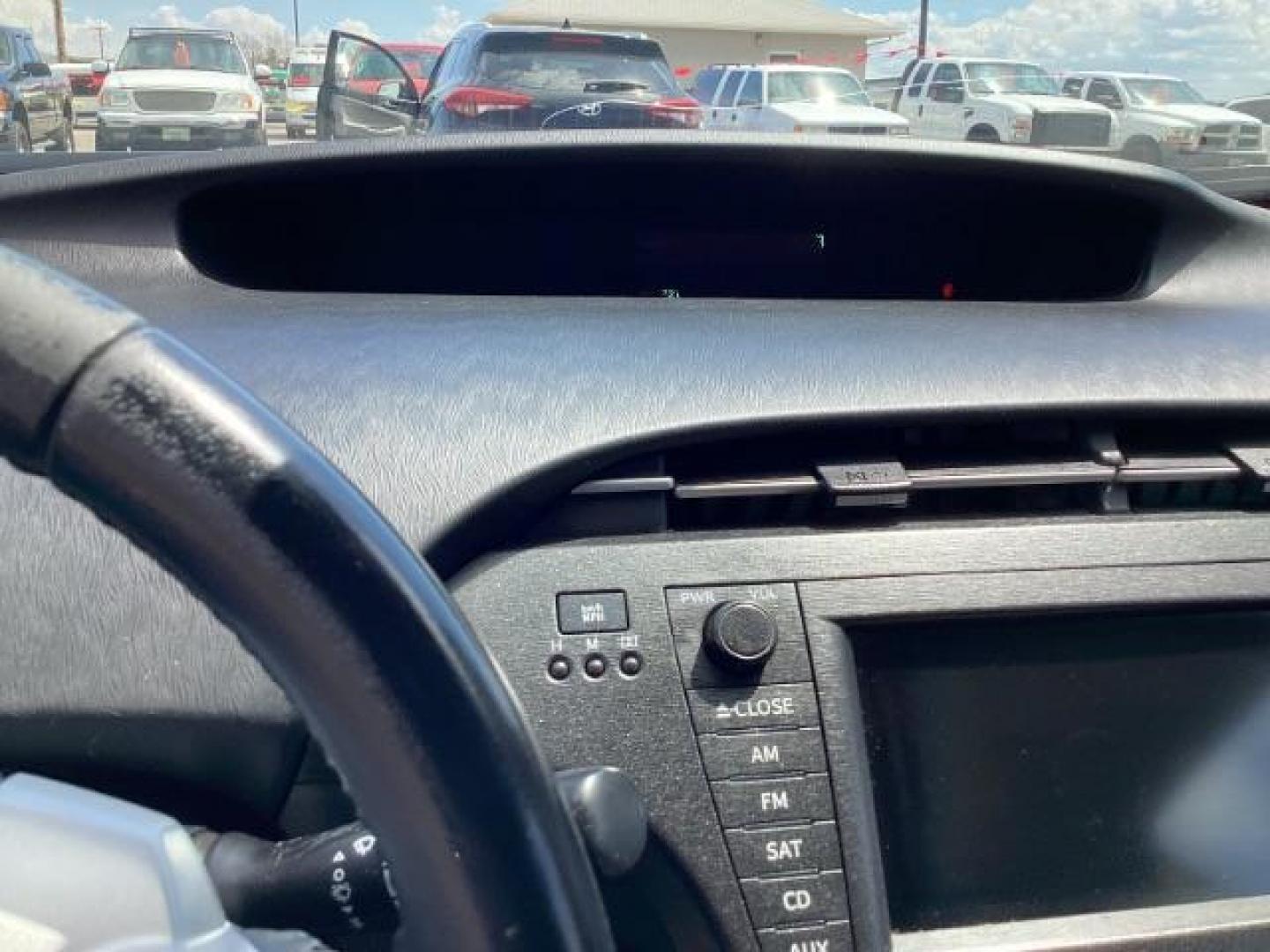 2010 SILVER /CLOTH Toyota Prius Prius II (JTDKN3DU9A0) with an 1.8 engine, AUTOMATIC transmission, located at 1235 N Woodruff Ave., Idaho Falls, 83401, (208) 523-1053, 43.507172, -112.000488 - At Timberline Auto, finding a great deal on your next vehicle is always easy! Our experienced sales staff's goal is to help find you the right vehicle at the right price! Our knowledgeable finance department has options for almost any credit score. We offer extended service contract options to prote - Photo#11