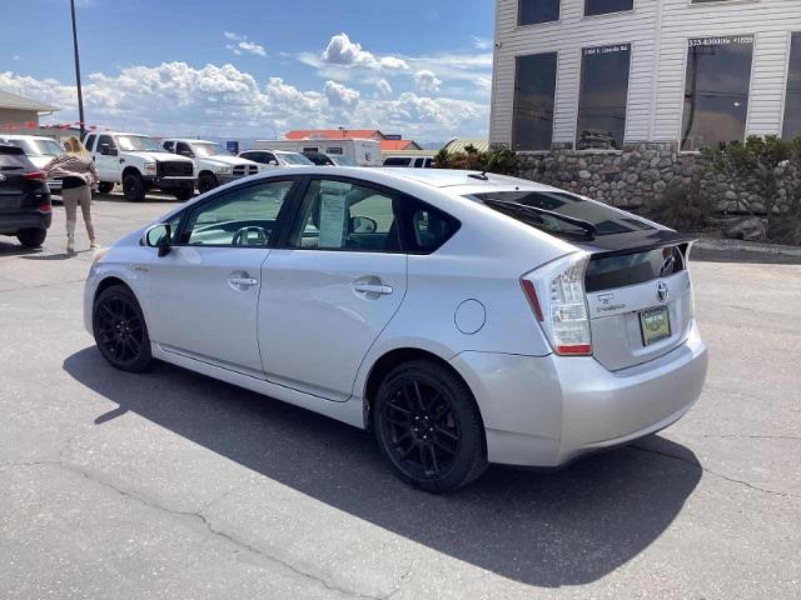 2010 Toyota Prius NA (JTDKN3DU9A0) , located at 1235 N Woodruff Ave., Idaho Falls, 83401, (208) 523-1053, 43.507172, -112.000488 - features 2018 dodge durango citadel ChatGPT The 2018 Dodge Durango Citadel comes with a variety of features, offering both style and functionality. Here are some of its key features: Powerful Engine Options: The 2018 Durango Citadel typically comes with a choice of two engines: a standard 3.6-liter - Photo #2