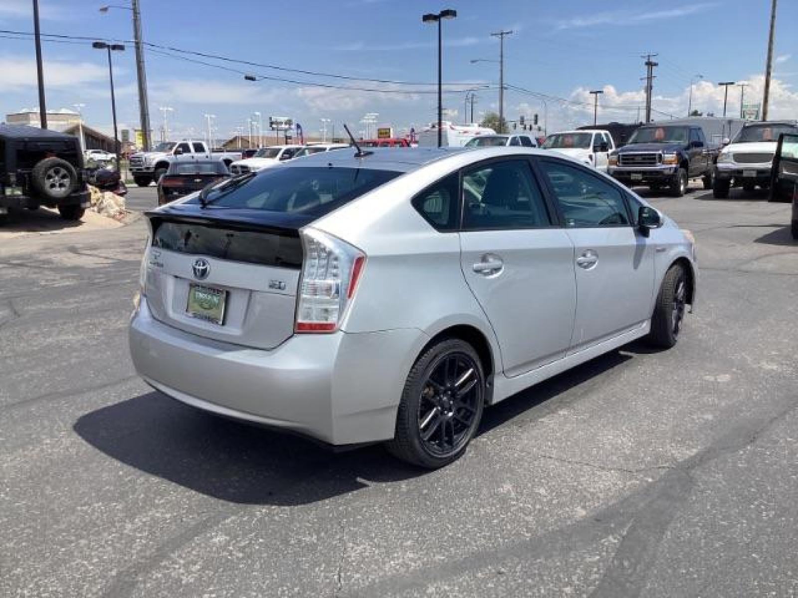 2010 Toyota Prius NA (JTDKN3DU9A0) , located at 1235 N Woodruff Ave., Idaho Falls, 83401, (208) 523-1053, 43.507172, -112.000488 - features 2018 dodge durango citadel ChatGPT The 2018 Dodge Durango Citadel comes with a variety of features, offering both style and functionality. Here are some of its key features: Powerful Engine Options: The 2018 Durango Citadel typically comes with a choice of two engines: a standard 3.6-liter - Photo #4