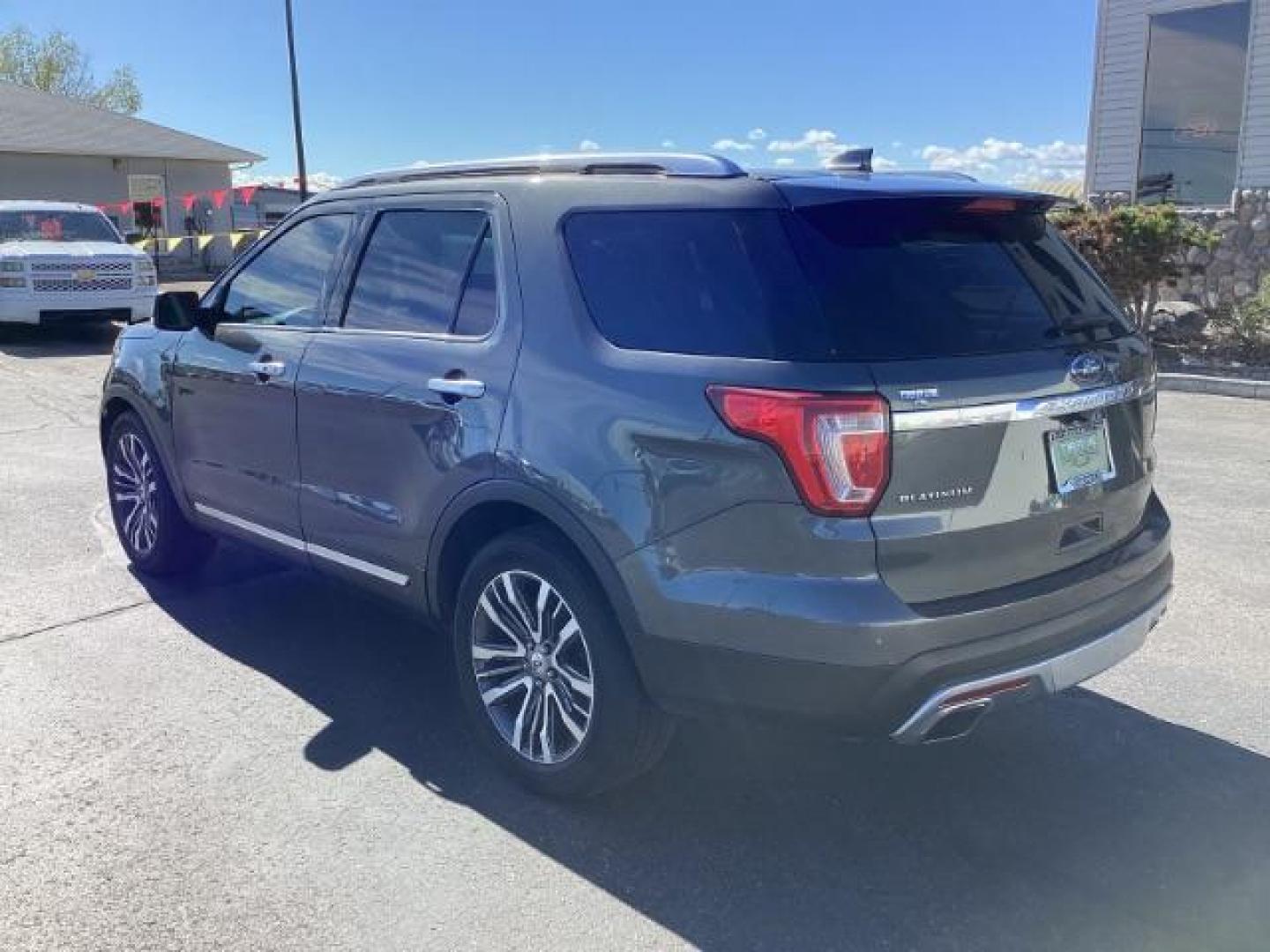 2017 GRAY /Ebony Black, premium leather Ford Explorer Platinum AWD (1FM5K8HT0HG) with an 3.5L V6 DOHC 24V engine, 6-Speed Automatic transmission, located at 1235 N Woodruff Ave., Idaho Falls, 83401, (208) 523-1053, 43.507172, -112.000488 - Photo#1