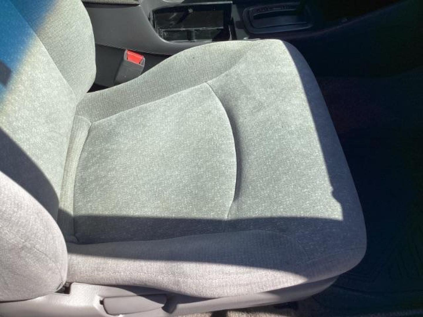 2002 SILVER /Ivory Cloth Interior Honda Accord LX sedan (JHMCG56412C) with an 2.3L L4 SOHC 16V engine, 4-Speed Automatic transmission, located at 1235 N Woodruff Ave., Idaho Falls, 83401, (208) 523-1053, 43.507172, -112.000488 - The 2002 Honda Accord LX is a mid-size sedan that is known for its reliability, comfort, and practicality. Here are the key features of the 2002 Honda Accord LX: Engine and Performance Engine Options: 2.3-liter inline-4: Produces 150 horsepower and 152 lb-ft of torque Transmission: 5-speed manual t - Photo#14