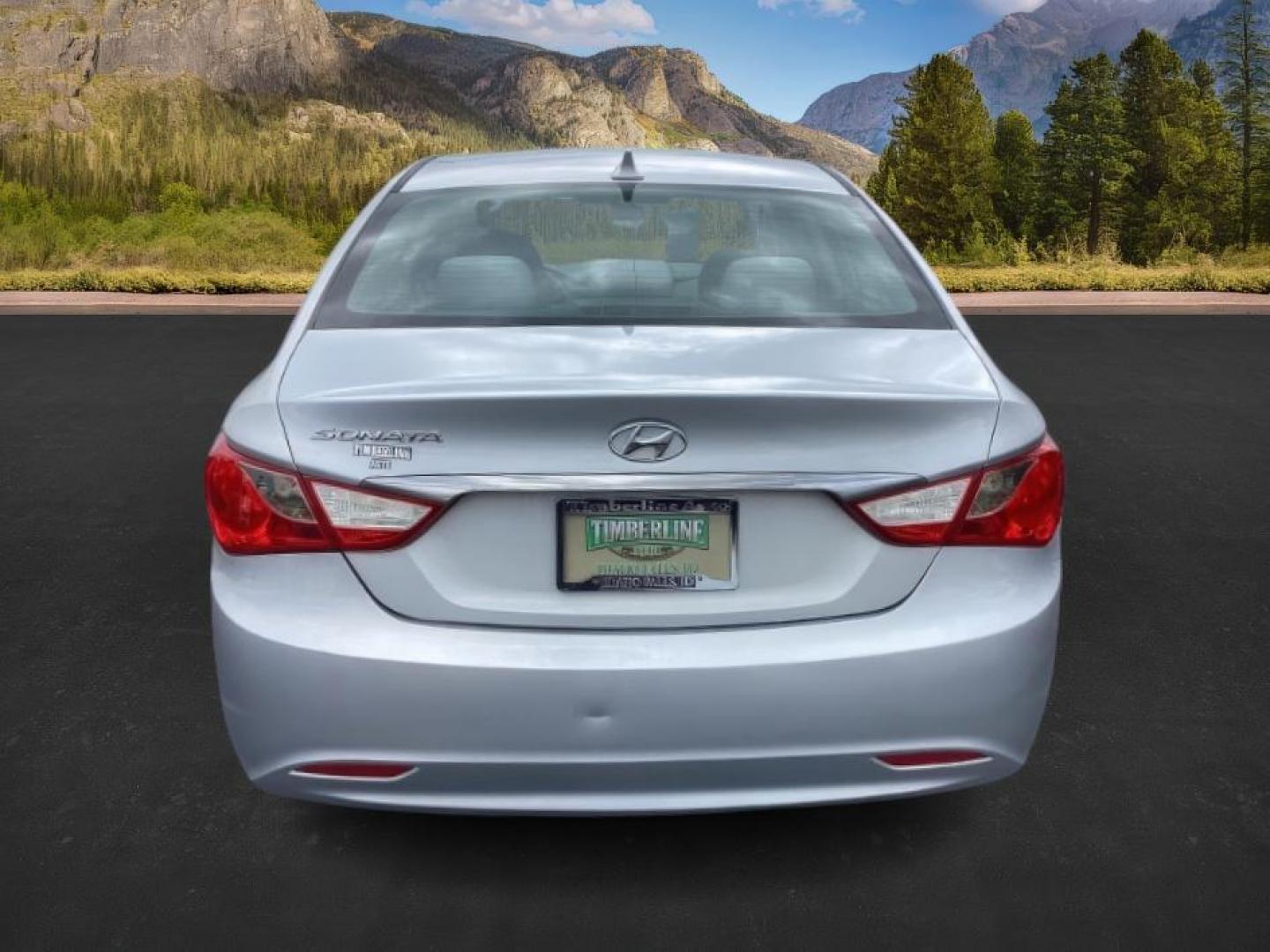 2011 Radiant Silver Metallic /Gray Cloth Interior Hyundai Sonata GLS Auto (5NPEB4AC1BH) with an 2.4L L4 DOHC 16V engine, 6-Speed Automatic transmission, located at 1235 N Woodruff Ave., Idaho Falls, 83401, (208) 523-1053, 43.507172, -112.000488 - The 2011 Hyundai Sonata GLS was known for offering a range of features, both standard and optional, to enhance comfort, convenience, and safety. Here's a list of typical features found on the 2011 Hyundai Sonata GLS: Engine: The Sonata GLS was typically equipped with a 2.4-liter inline-four-cylinde - Photo#3