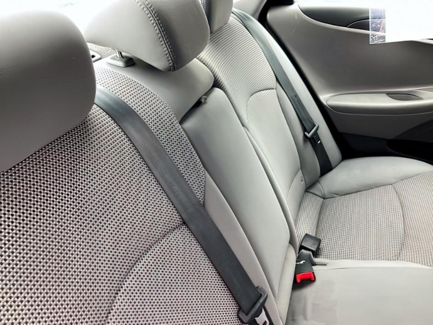 2011 Radiant Silver Metallic /Gray Cloth Interior Hyundai Sonata GLS Auto (5NPEB4AC1BH) with an 2.4L L4 DOHC 16V engine, 6-Speed Automatic transmission, located at 1235 N Woodruff Ave., Idaho Falls, 83401, (208) 523-1053, 43.507172, -112.000488 - The 2011 Hyundai Sonata GLS was known for offering a range of features, both standard and optional, to enhance comfort, convenience, and safety. Here's a list of typical features found on the 2011 Hyundai Sonata GLS: Engine: The Sonata GLS was typically equipped with a 2.4-liter inline-four-cylinde - Photo#17