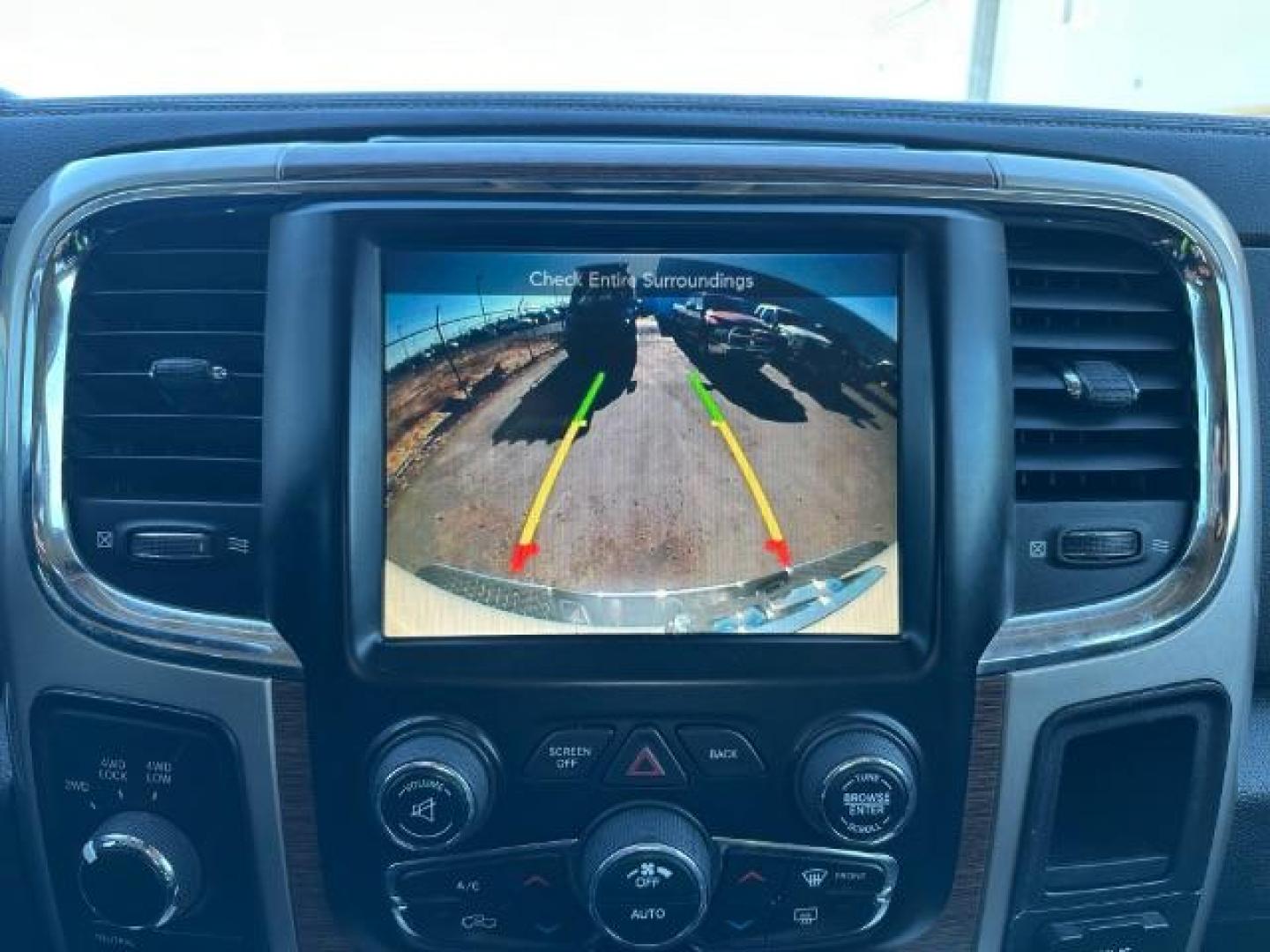2017 WHITE /Black, leather RAM 2500 Laramie Crew Cab SWB 4WD (3C6UR5FJ6HG) with an 6.4L V8 engine, 6-Speed Automatic transmission, located at 1235 N Woodruff Ave., Idaho Falls, 83401, (208) 523-1053, 43.507172, -112.000488 - At Timberline Auto, finding a great deal on your next vehicle is always easy! Our experienced sales staff's goal is to help find you the right vehicle at the right price! Our knowledgeable finance department has options for almost any credit score. We offer extended service contract options to prote - Photo#30