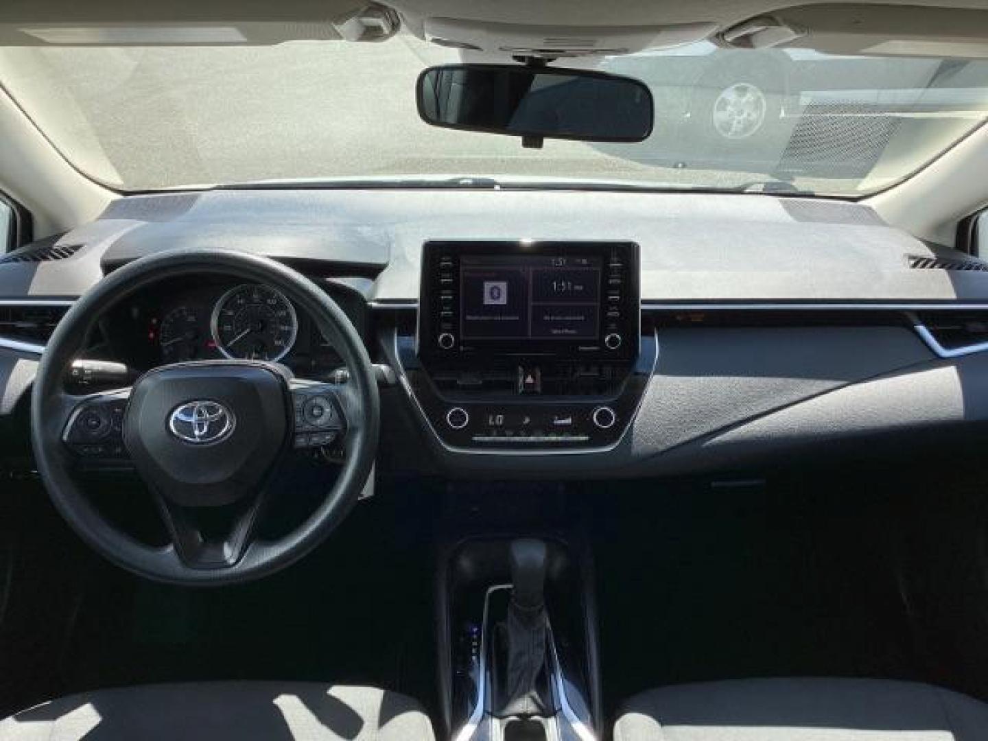 2021 WHITE /CLOTH Toyota Corolla LE (5YFEPMAE1MP) with an 1.8L L4 DOHC 16V engine, Continuously Variable Transmission transmission, located at 1235 N Woodruff Ave., Idaho Falls, 83401, (208) 523-1053, 43.507172, -112.000488 - Photo#9