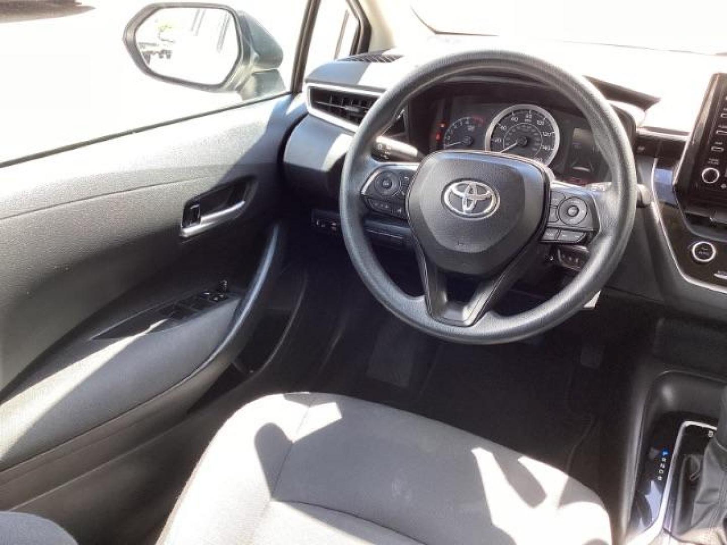 2021 WHITE /CLOTH Toyota Corolla LE (5YFEPMAE1MP) with an 1.8L L4 DOHC 16V engine, Continuously Variable Transmission transmission, located at 1235 N Woodruff Ave., Idaho Falls, 83401, (208) 523-1053, 43.507172, -112.000488 - Photo#10